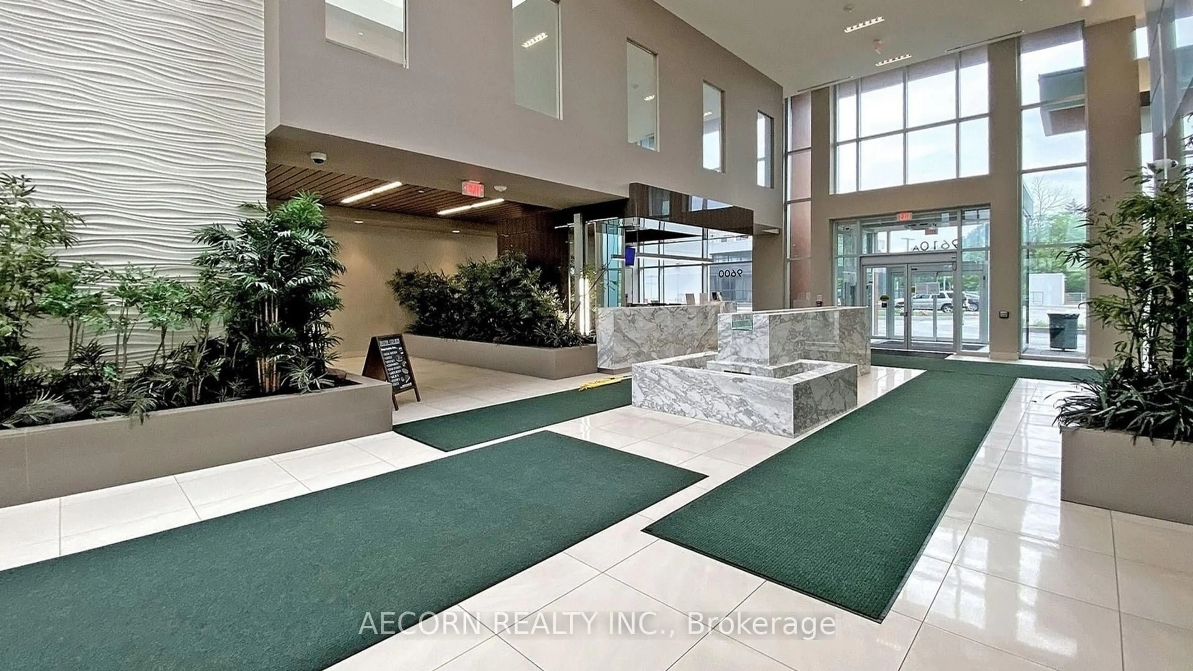 Unknown for 9600 Yonge St #1111B, Richmond Hill Ontario L4C 0X3