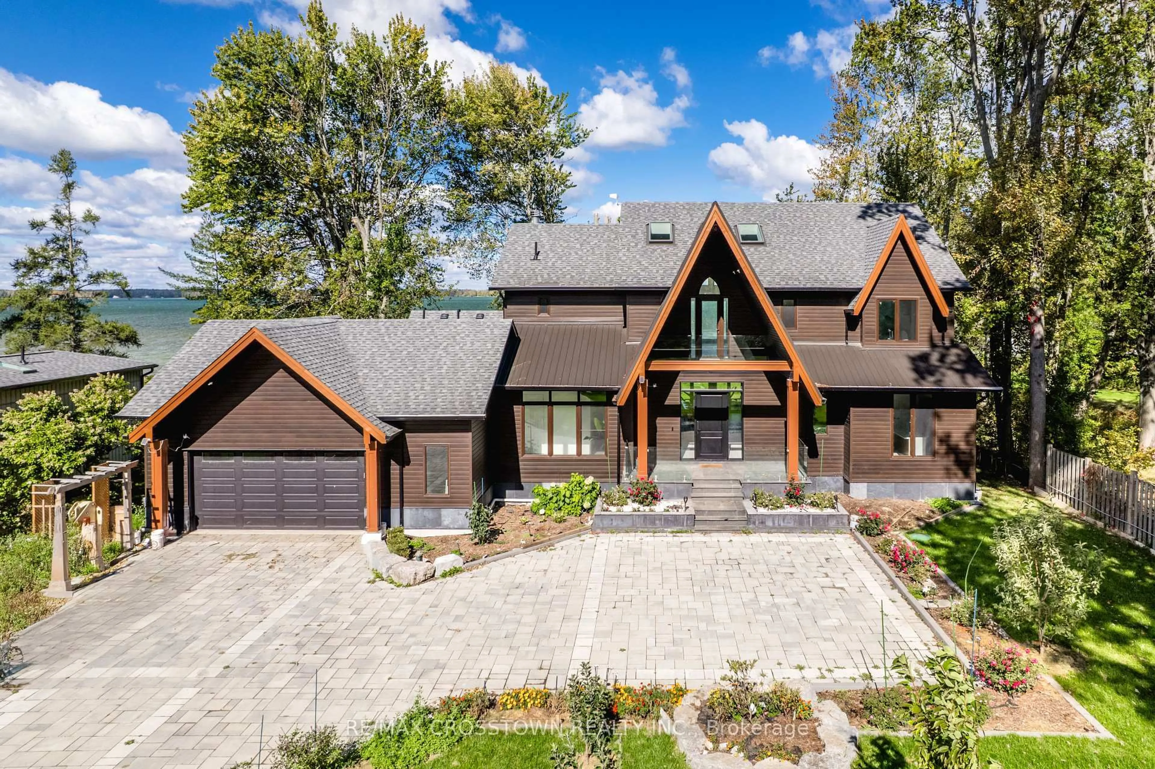 Home with brick exterior material, unknown for 178 Moores Beach Rd, Georgina Ontario L0E 1N0