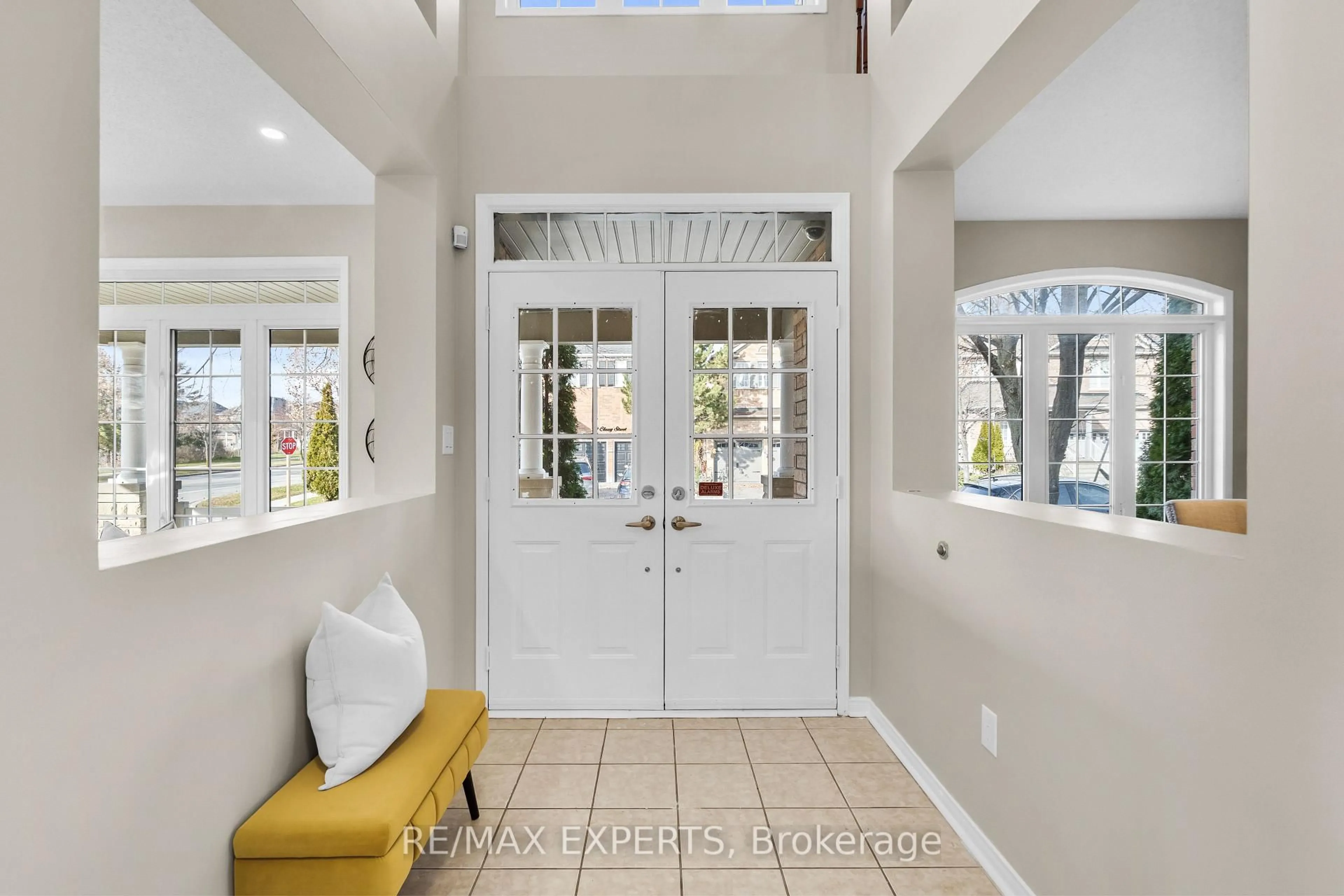 Indoor entryway for 7 Mingay Ave, Markham Ontario L6E 1E3