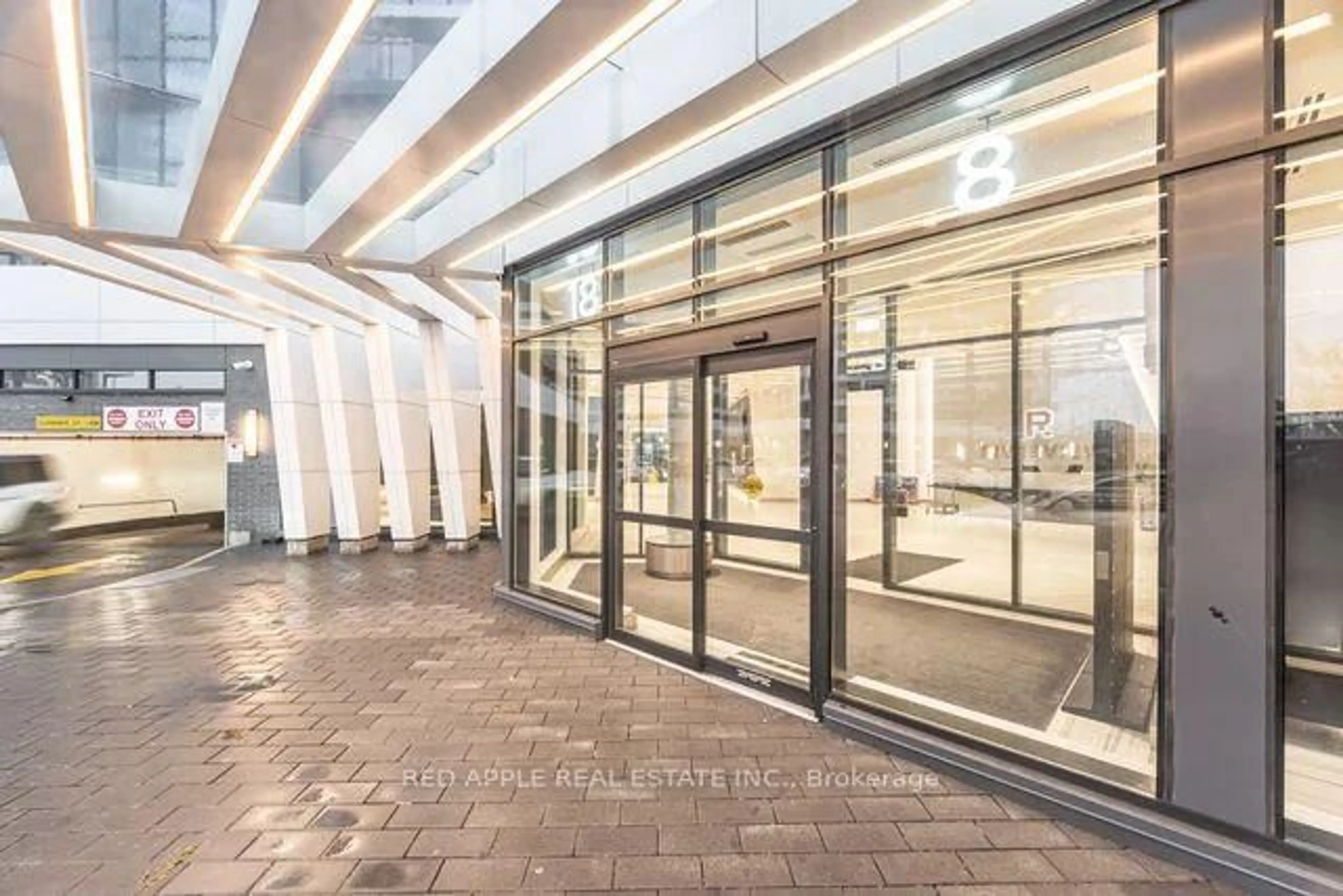 Indoor foyer for 18 Water Walk Dr #1207, Markham Ontario L3R 6L5