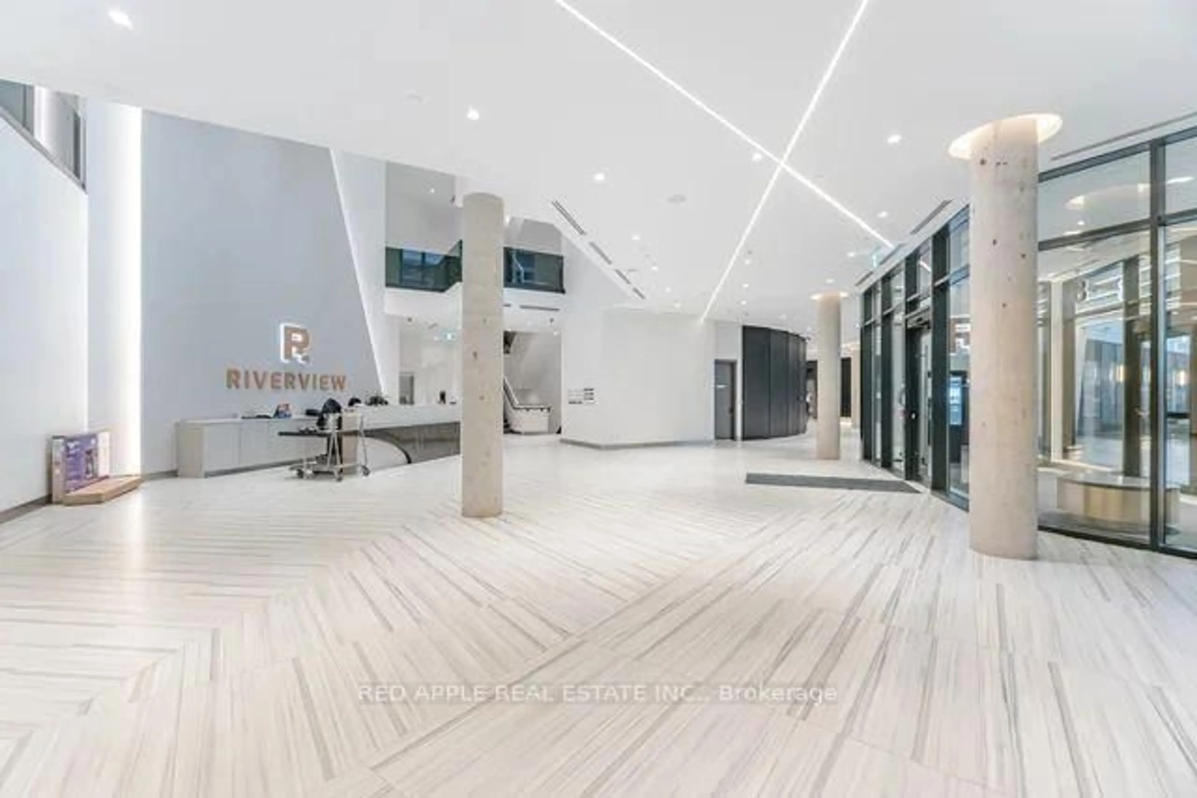 Indoor foyer for 18 Water Walk Dr #1207, Markham Ontario L3R 6L5