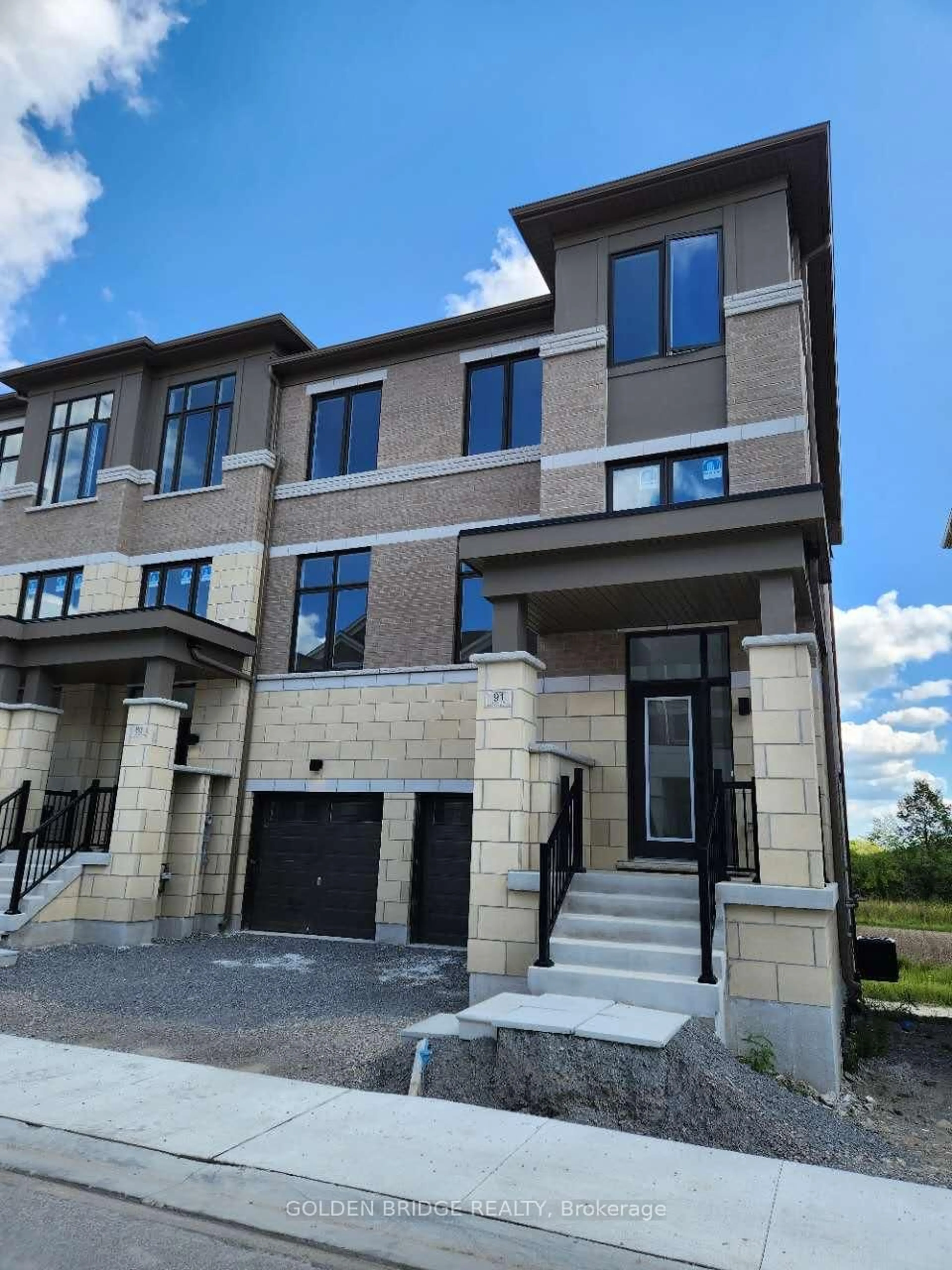 Home with brick exterior material, street for 91 Millman Lane, Richmond Hill Ontario L4S 0P8