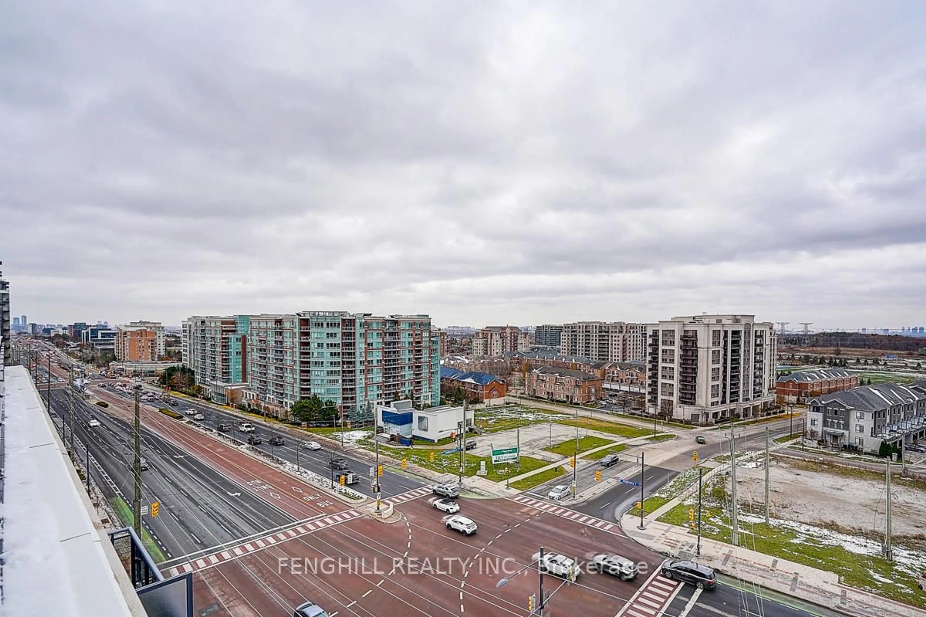 A pic from outside/outdoor area/front of a property/back of a property/a pic from drone, city buildings view from balcony for 370 Highway 7 Rd #PH7, Richmond Hill Ontario L4B 0C4
