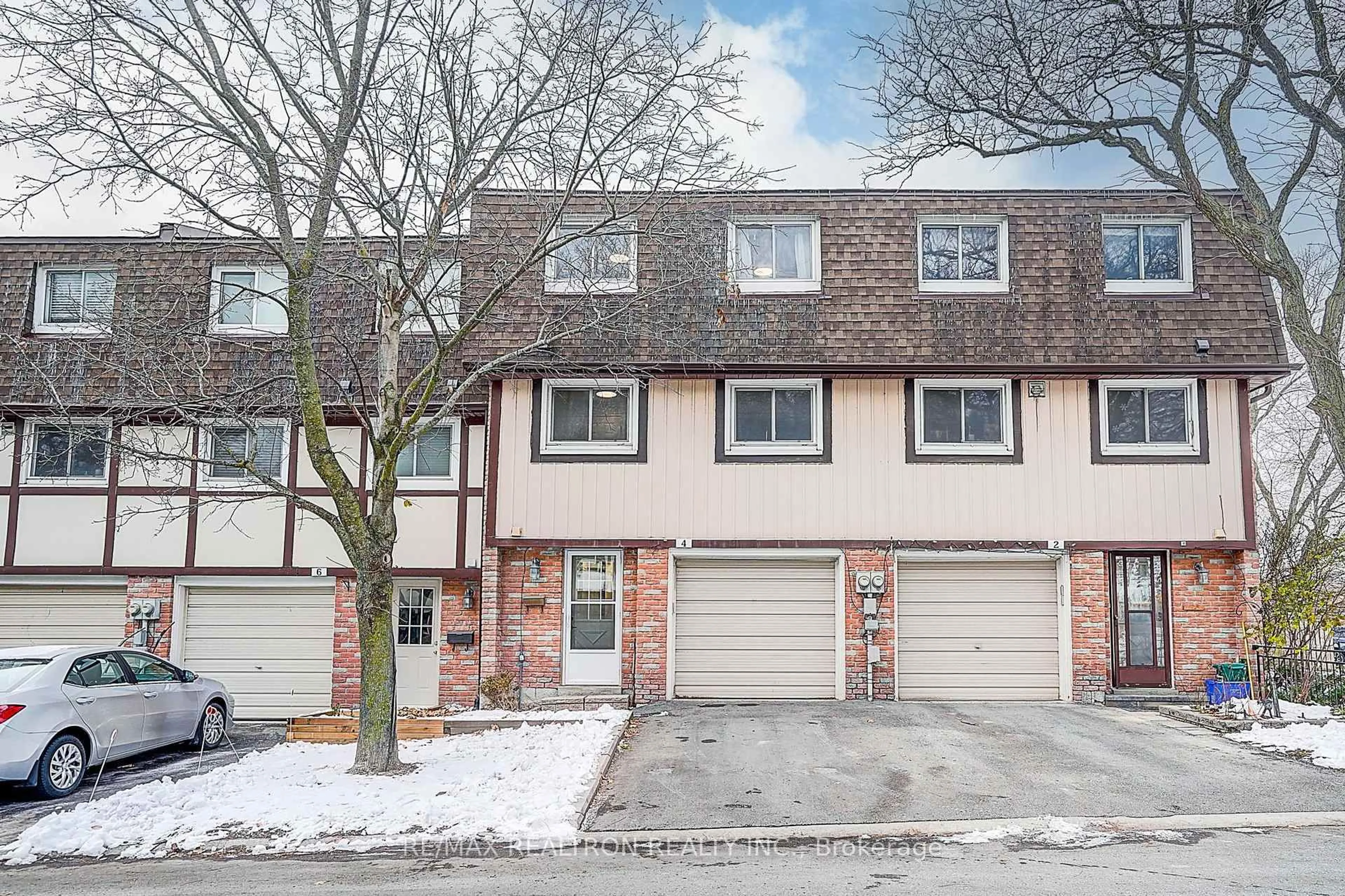 Unknown for 4 Thatchers Mill Way, Markham Ontario L3P 3T3