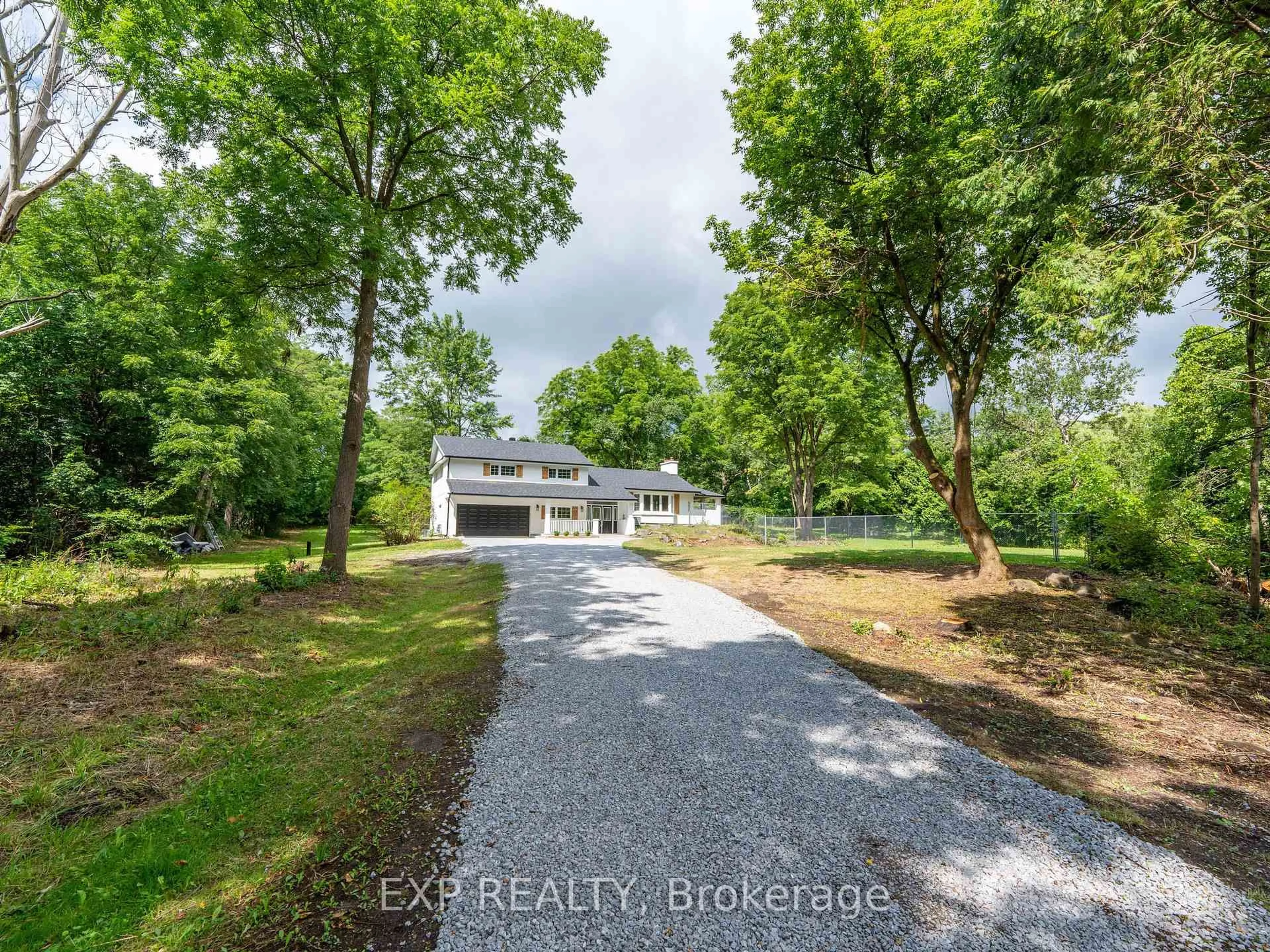 A pic from outside/outdoor area/front of a property/back of a property/a pic from drone, water/lake/river/ocean view for 12056 Leslie St, Richmond Hill Ontario L4E 3R5