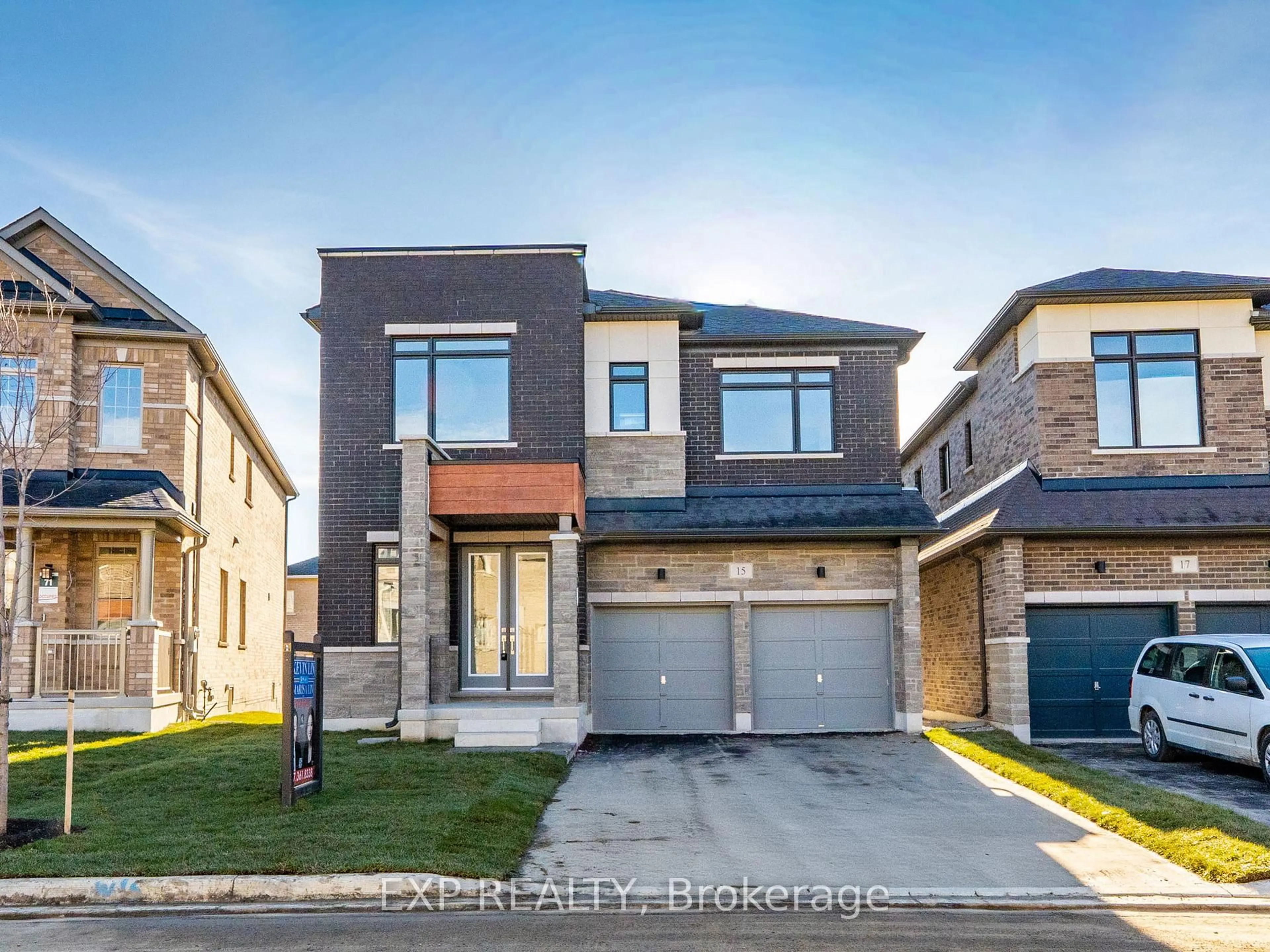 Home with brick exterior material, street for 15 Monticola Ave, Richmond Hill Ontario L4B 0J1