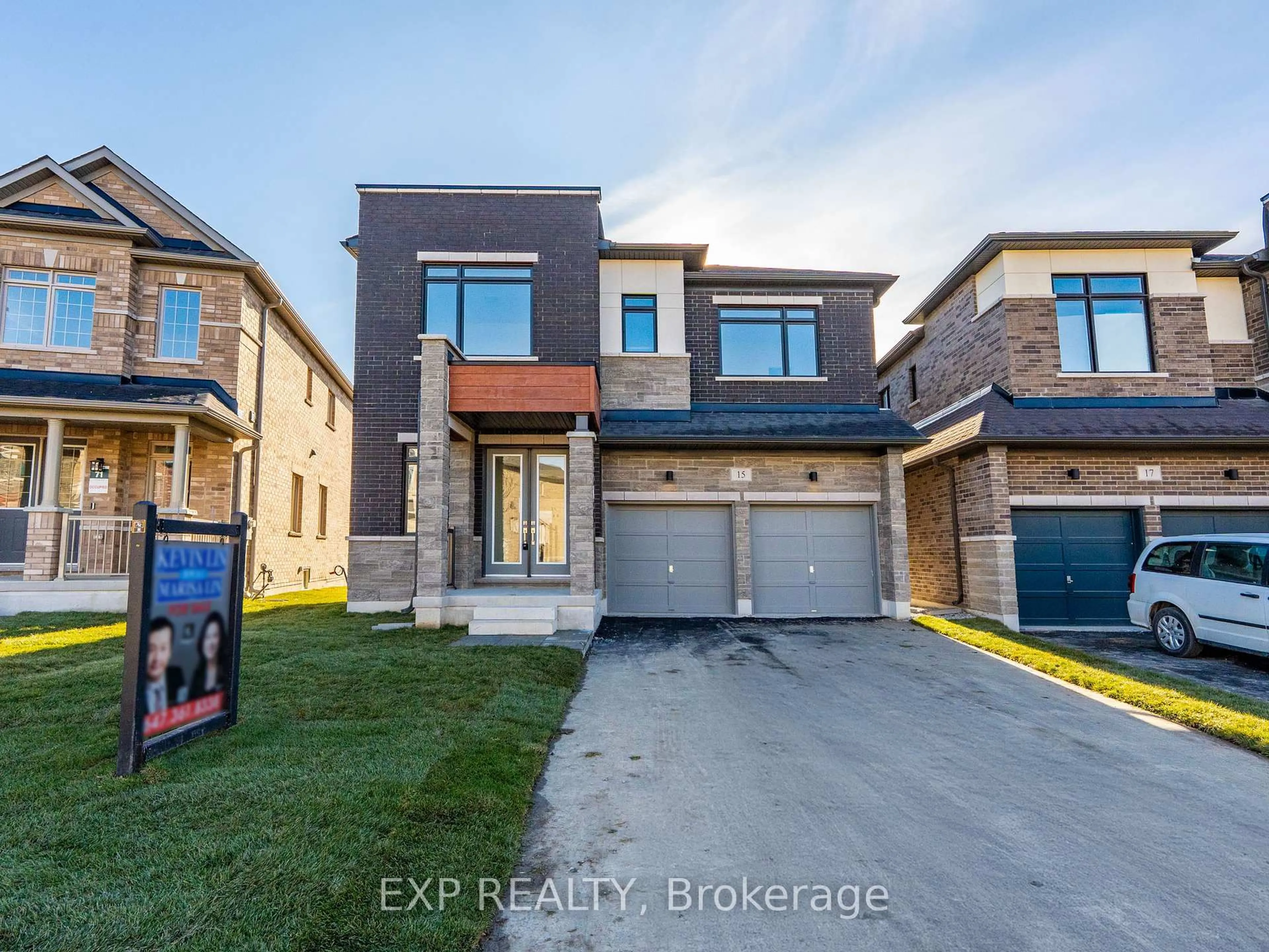 Home with brick exterior material, street for 15 Monticola Ave, Richmond Hill Ontario L4B 0J1