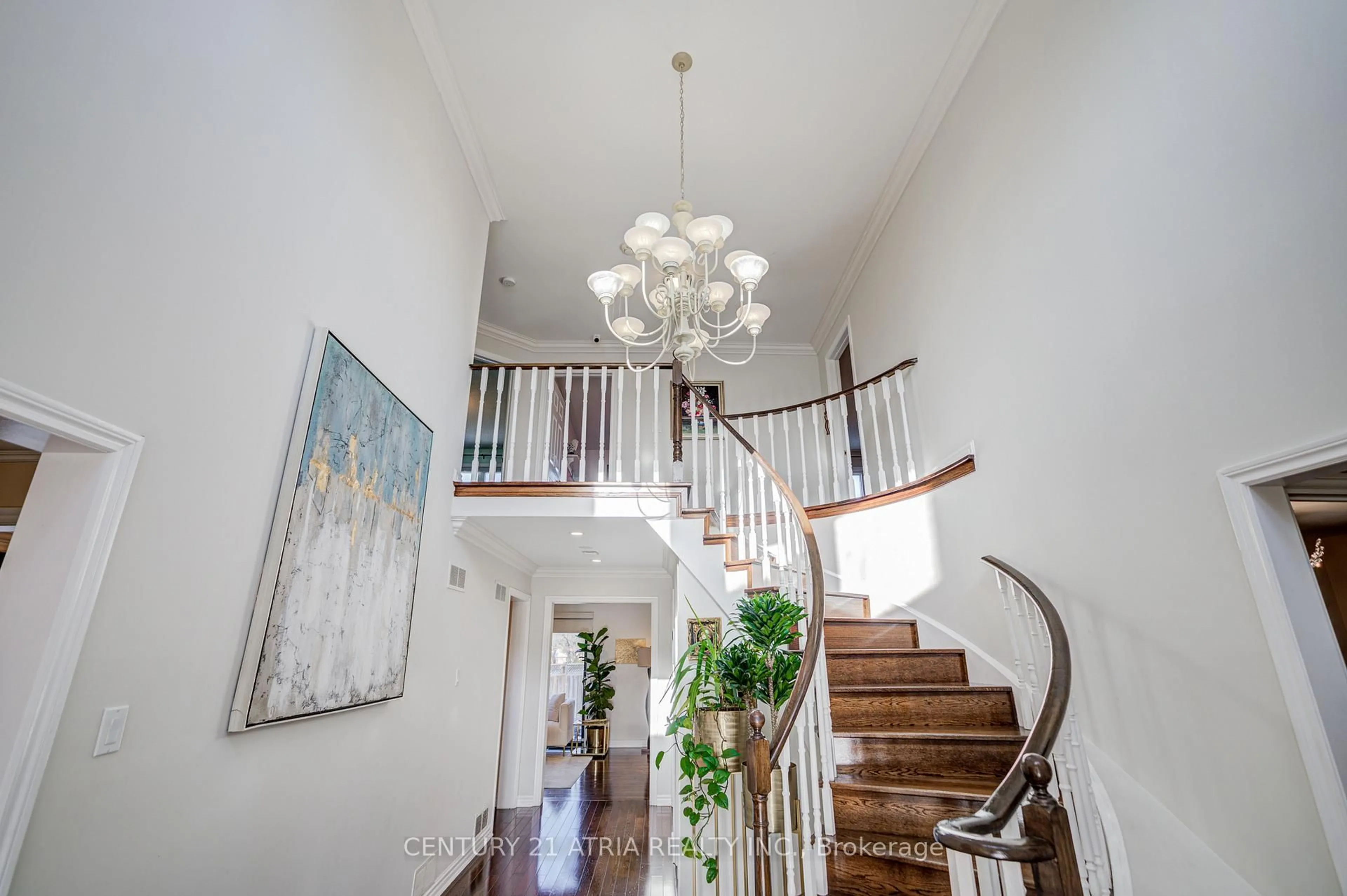 Indoor foyer for 84 Downing Blvd, Vaughan Ontario L4J 7N4