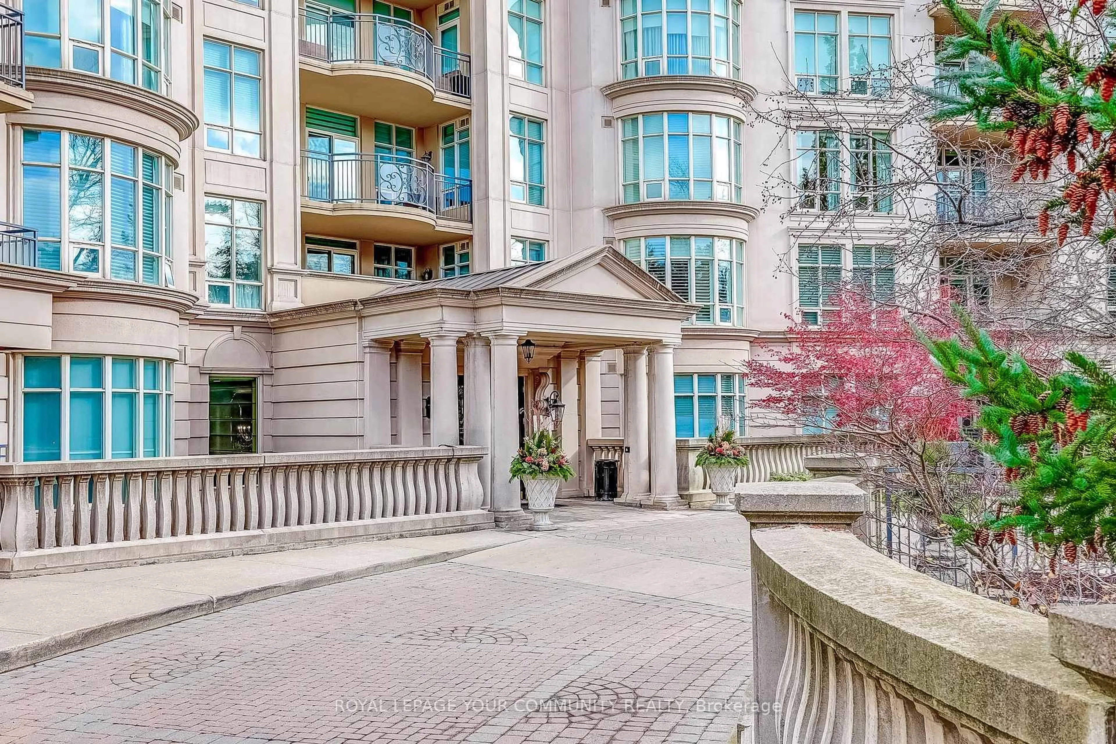 Unknown for 7071 Bayview Ave #304, Markham Ontario L3T 7Y8