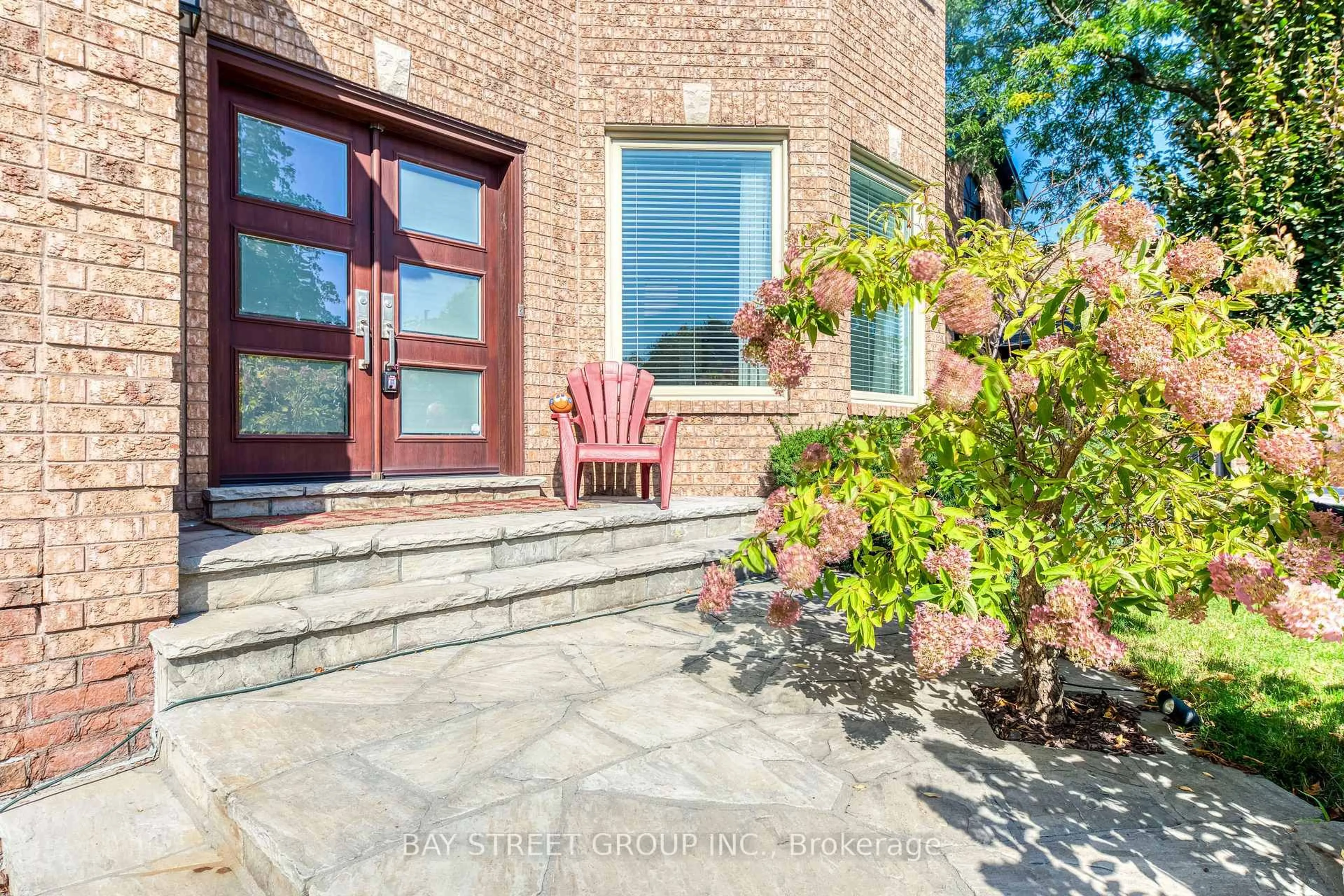 Unknown for 128 Beverley Glen Blvd, Vaughan Ontario L4J 7V2