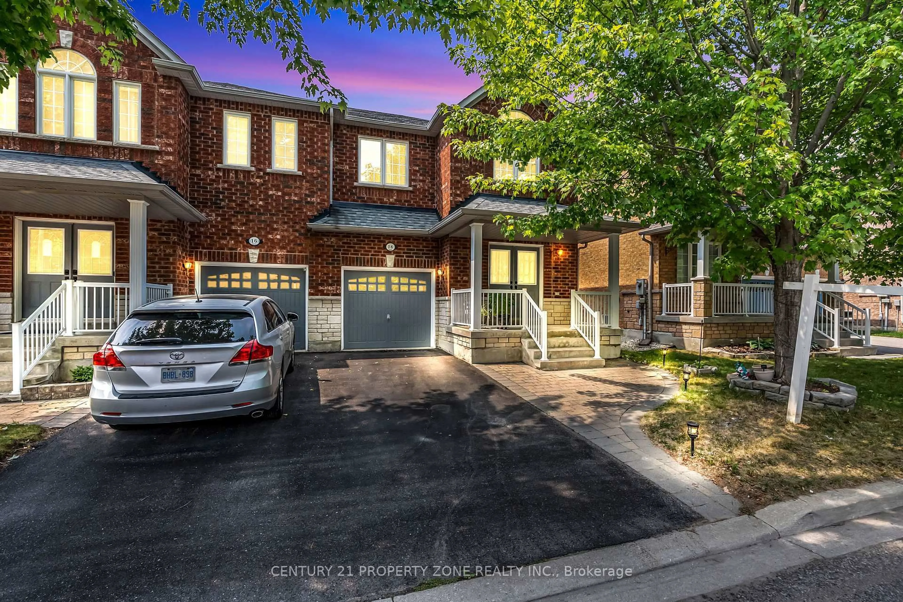 Home with brick exterior material, street for 18 Gracewell Rd, Markham Ontario L6E 1W9