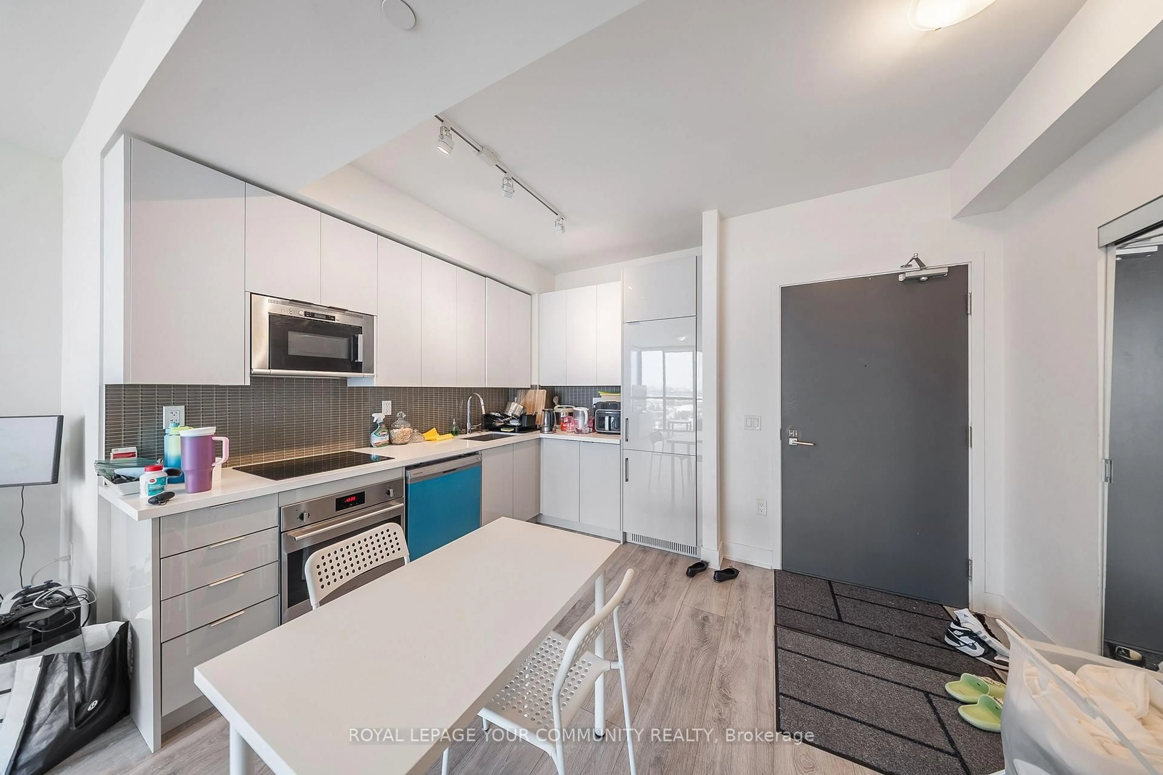 Unknown for 2908 Highway 7 Rd #1101, Vaughan Ontario L4K 0K5