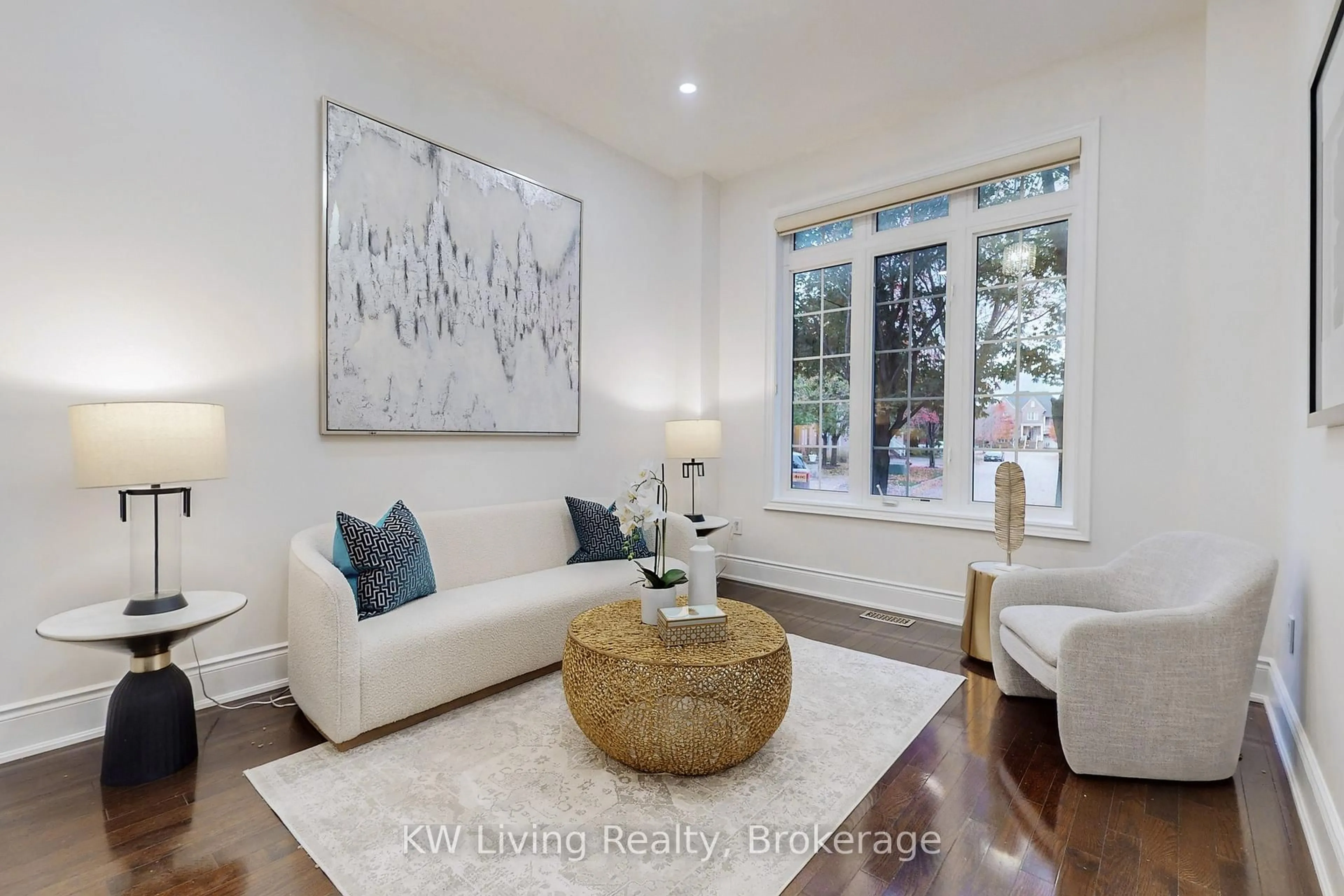 Living room with furniture, unknown for 17 Tarmack Dr, Richmond Hill Ontario L4E 0E8