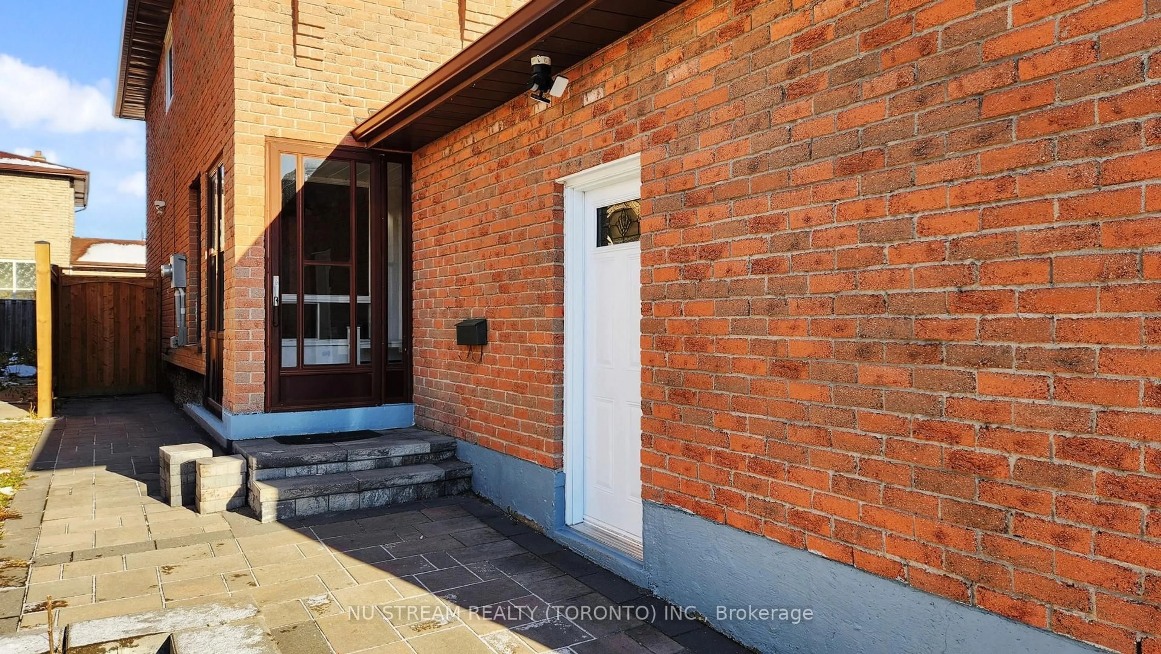 Unknown for 40 Bedale Cres, Markham Ontario L3R 3N7