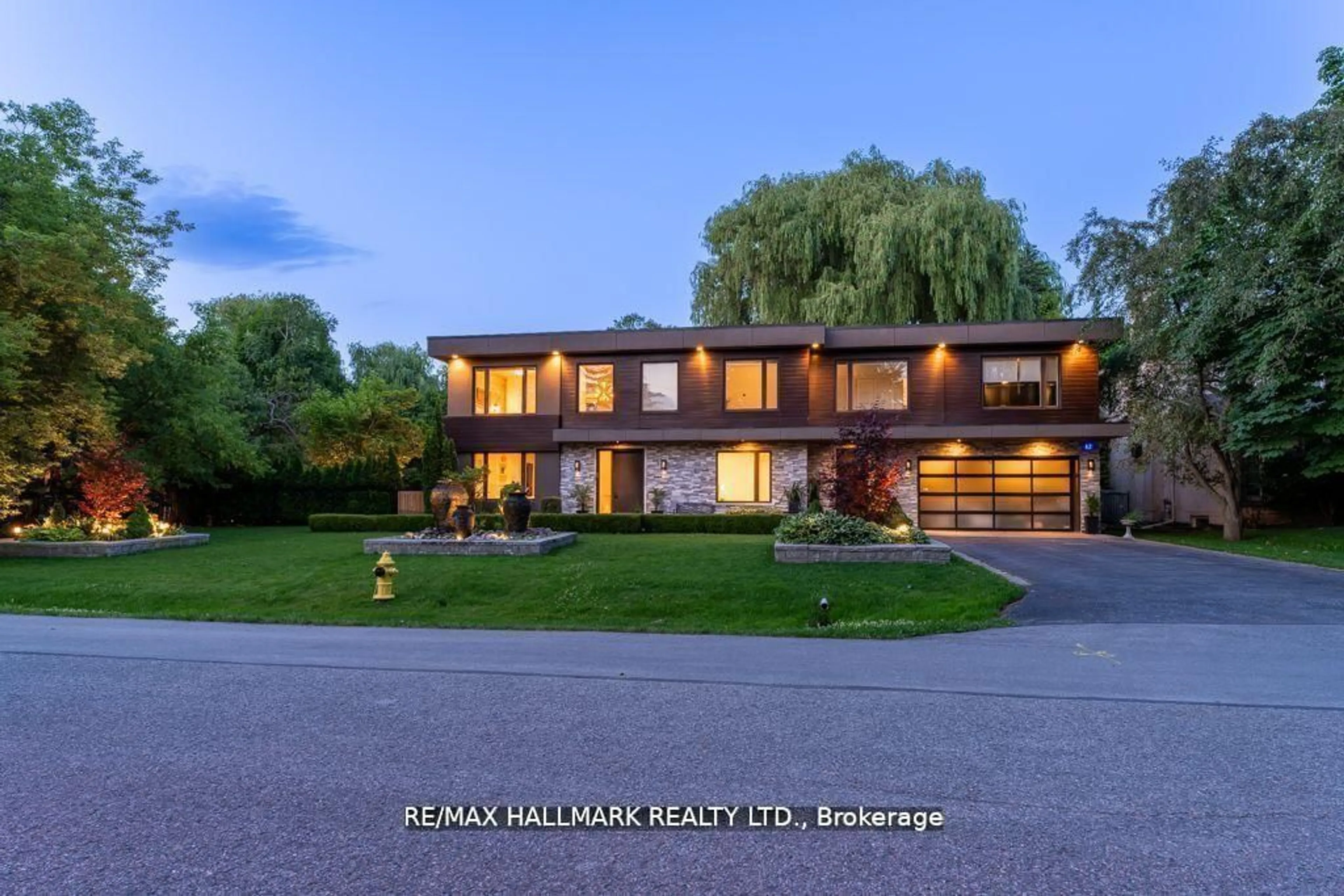 Home with brick exterior material, street for 17 Hammok Cres, Markham Ontario L3T 2X1