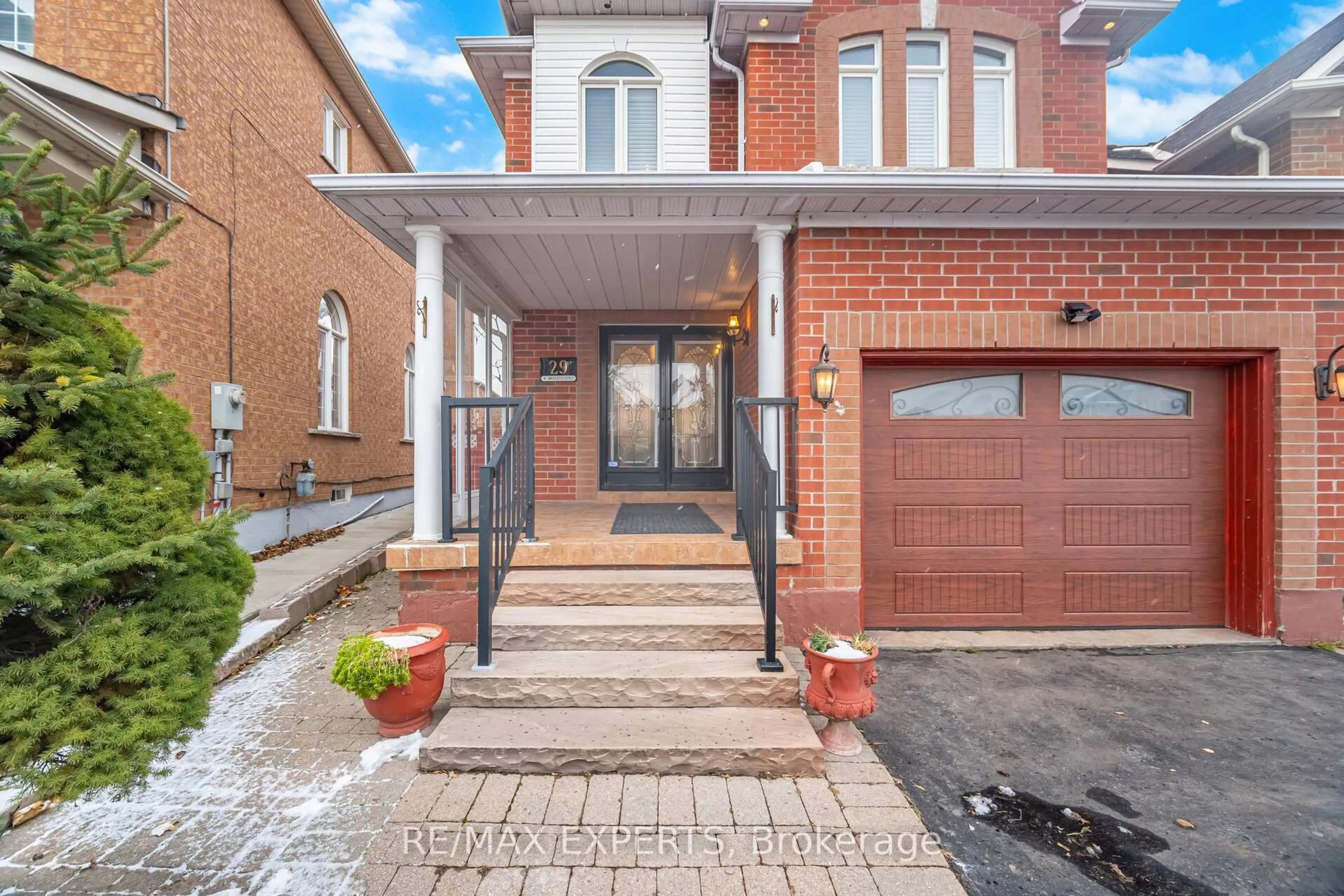 Home with brick exterior material, street for 29 Kayla Cres, Vaughan Ontario L6A 3P6