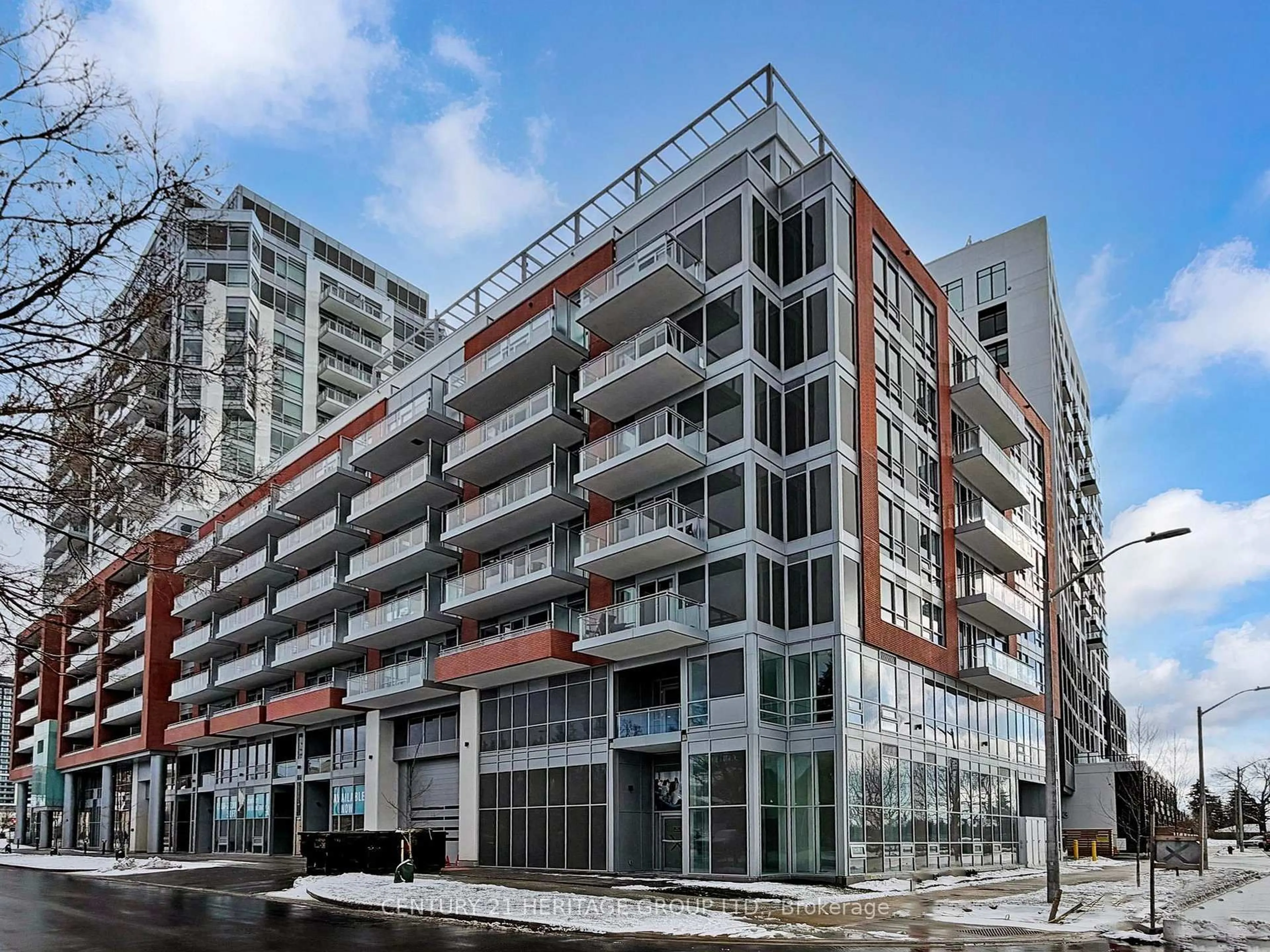 Indoor foyer for 8888 Yonge St #701, Richmond Hill Ontario L4C 6Z1