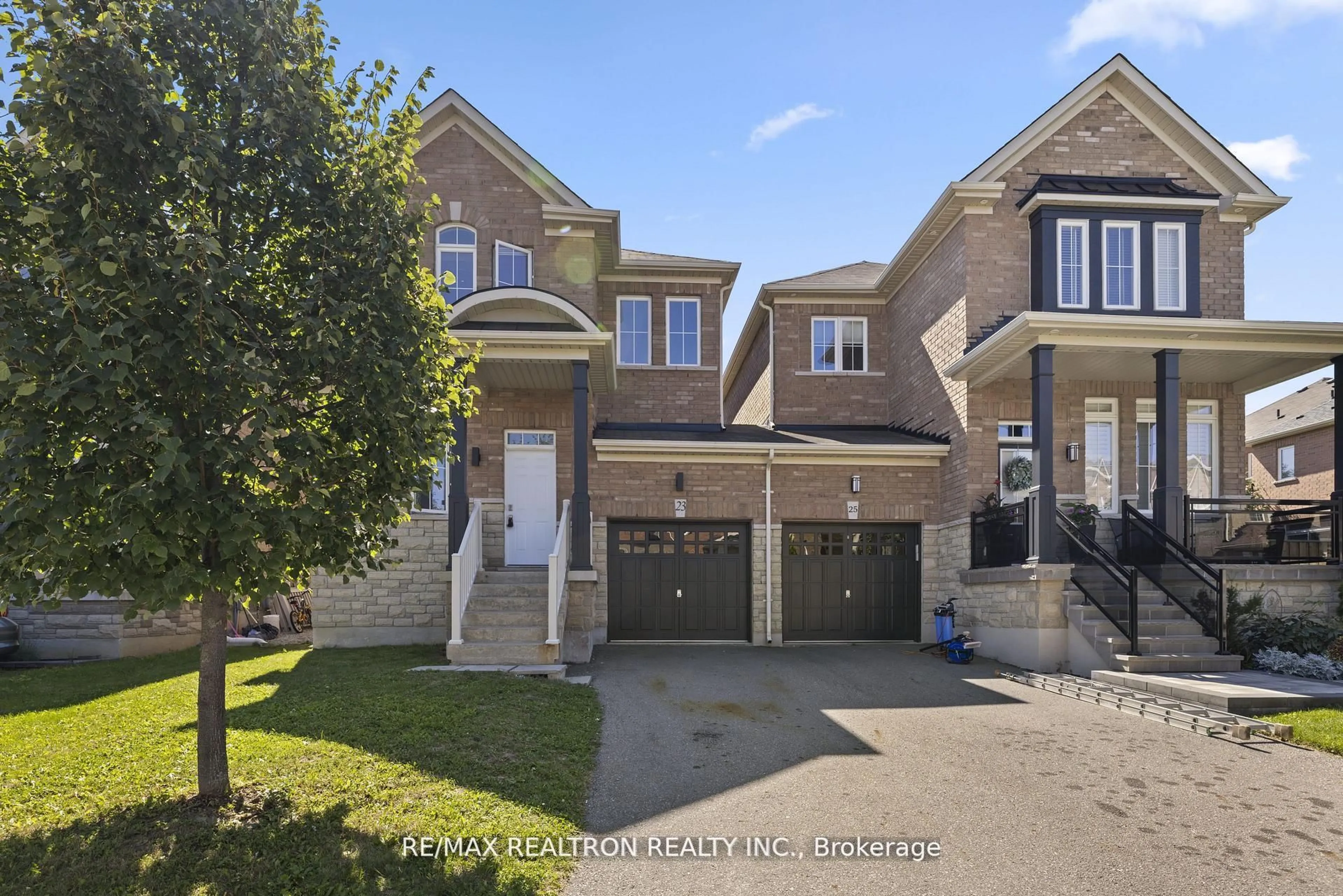 Unknown for 23 Pavlova Cres, Richmond Hill Ontario L4E 0V8