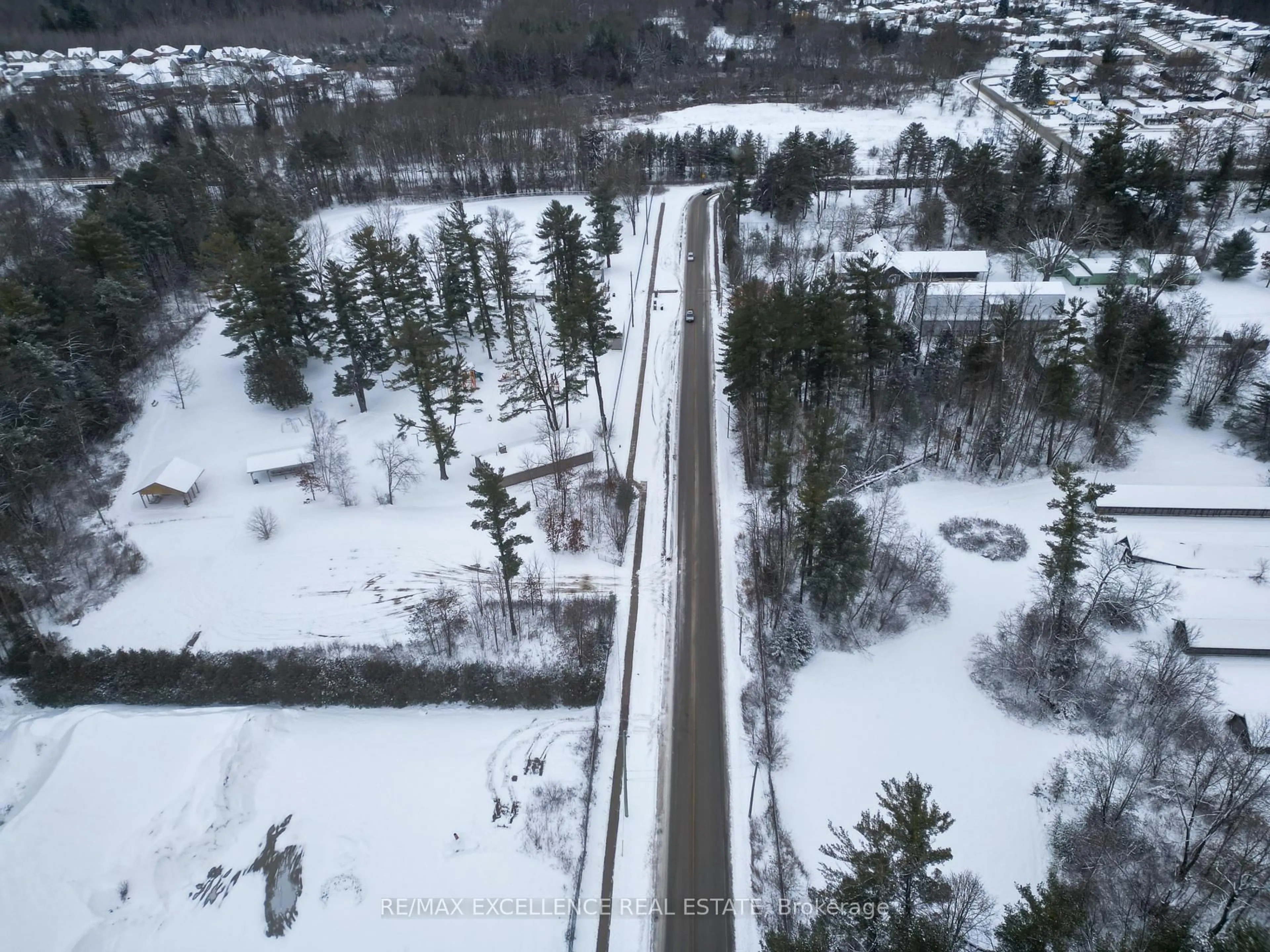 Blurry image for 125 Centre St, Essa Ontario L0M 1B0