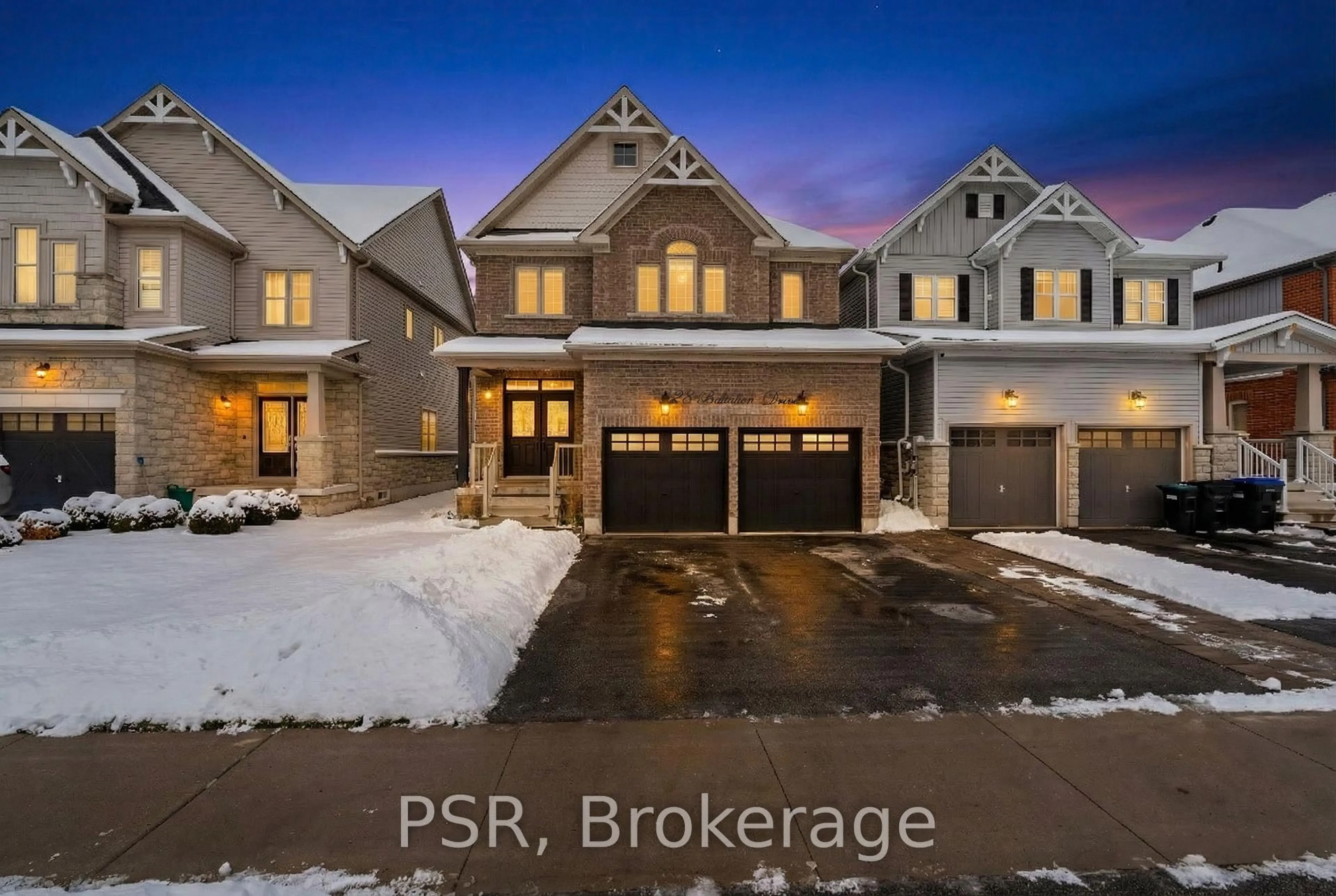 A pic from outside/outdoor area/front of a property/back of a property/a pic from drone, street for 28 Battalion Dr, Essa Ontario L3W 0B3