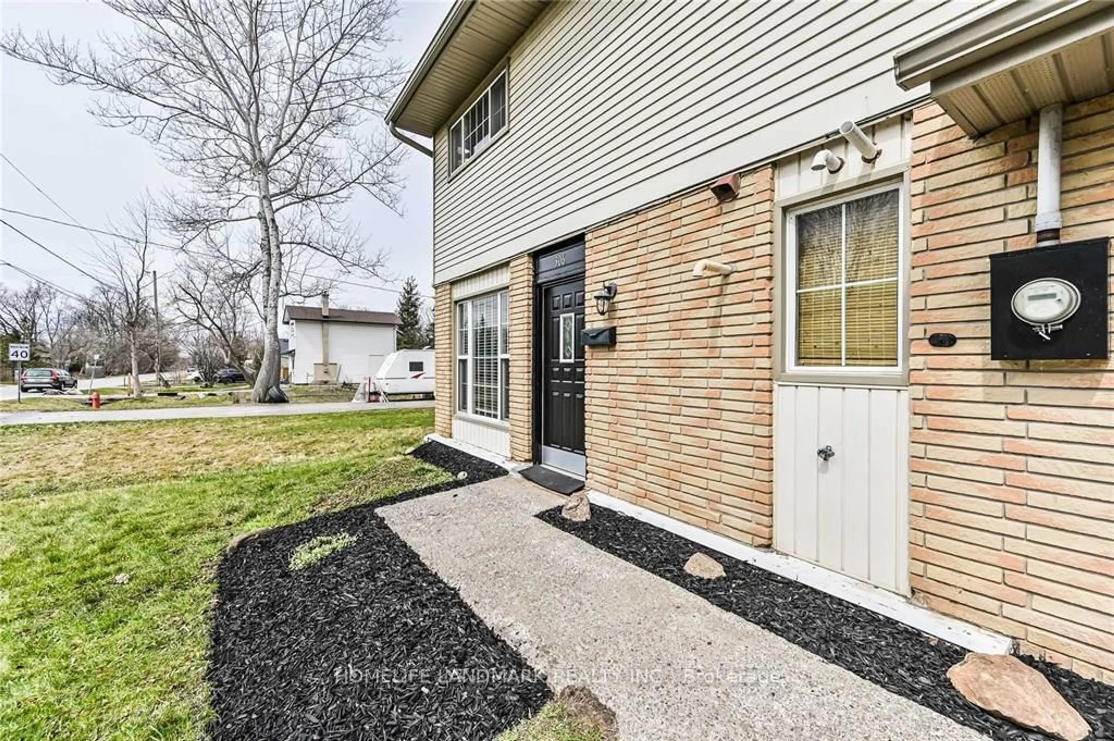 Home with brick exterior material, street for 306 TERRACE Dr, Georgina Ontario L4P 2Y8