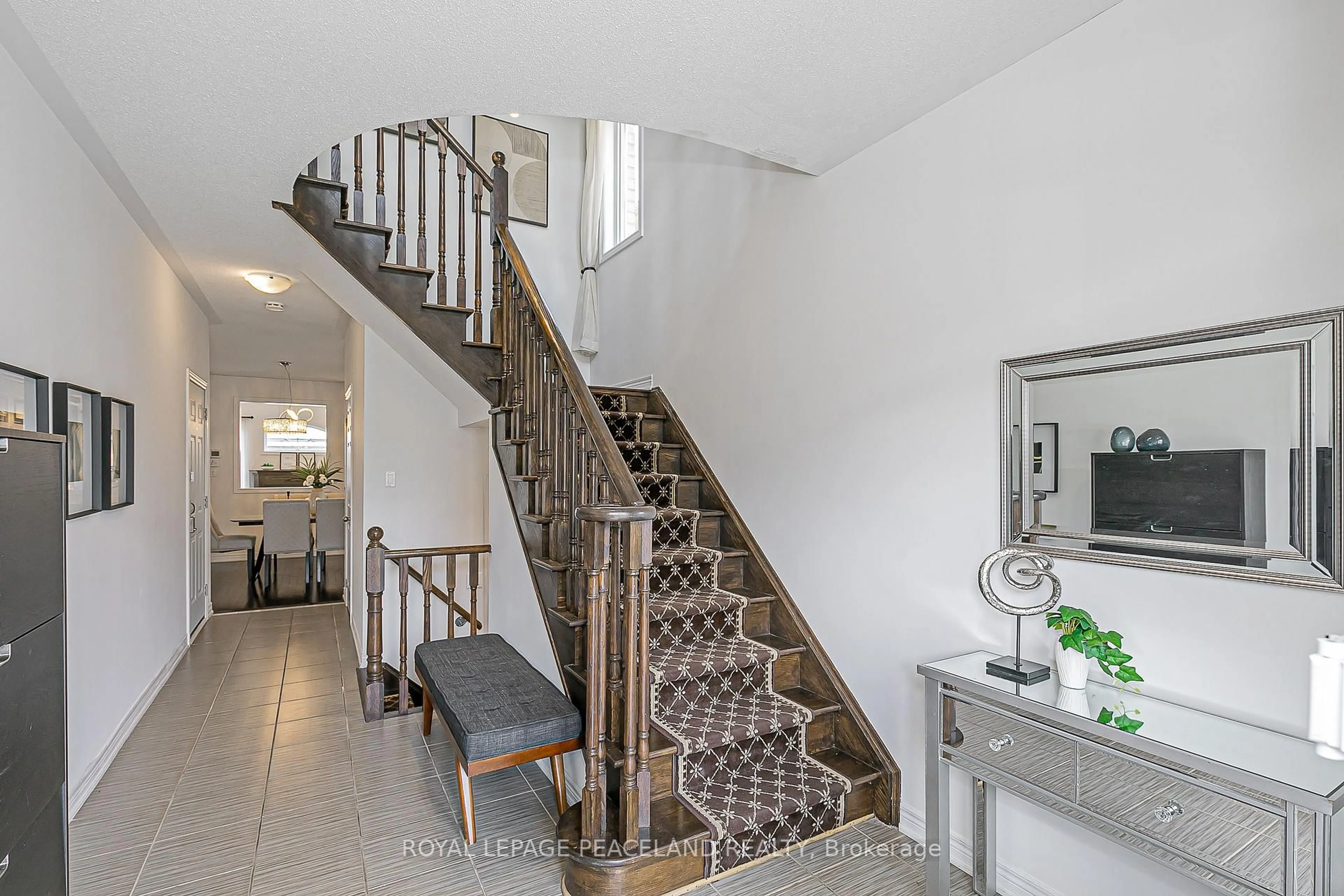 Unknown for 10 Pavlova Cres, Richmond Hill Ontario L4E 0V9