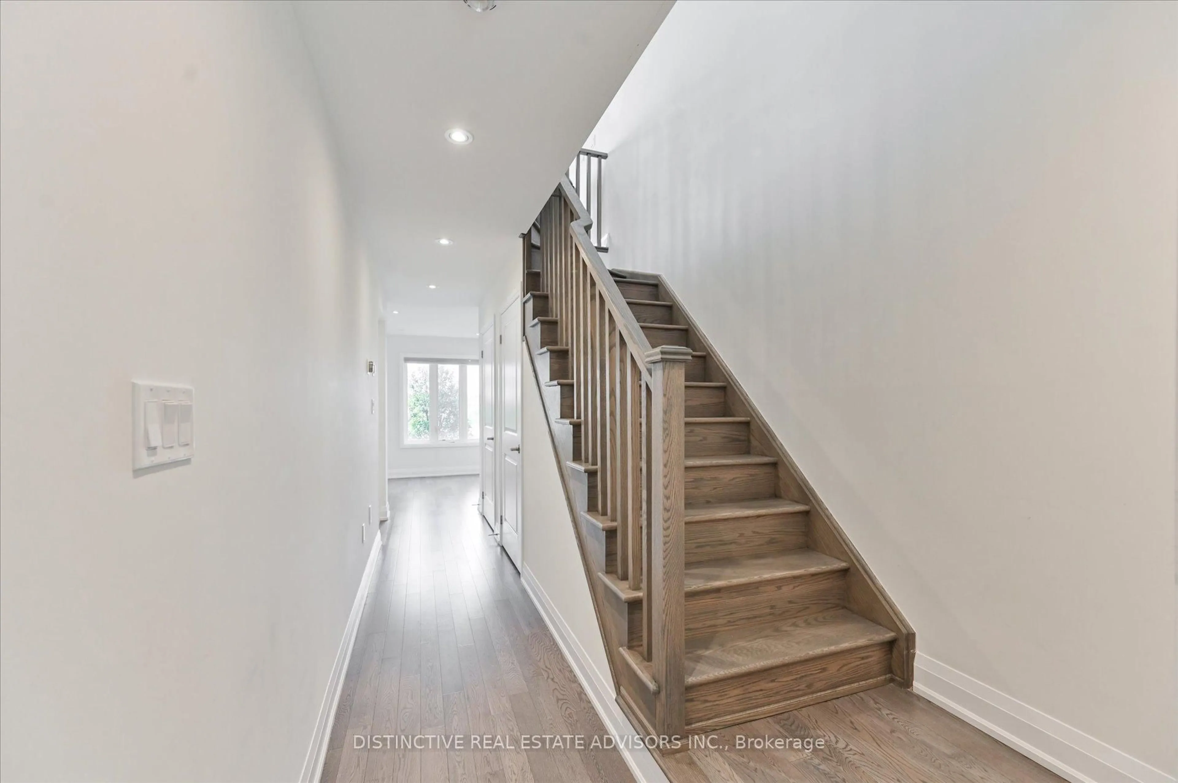 Stairs for 190 Moneypenny Pl, Vaughan Ontario L4J 0K9