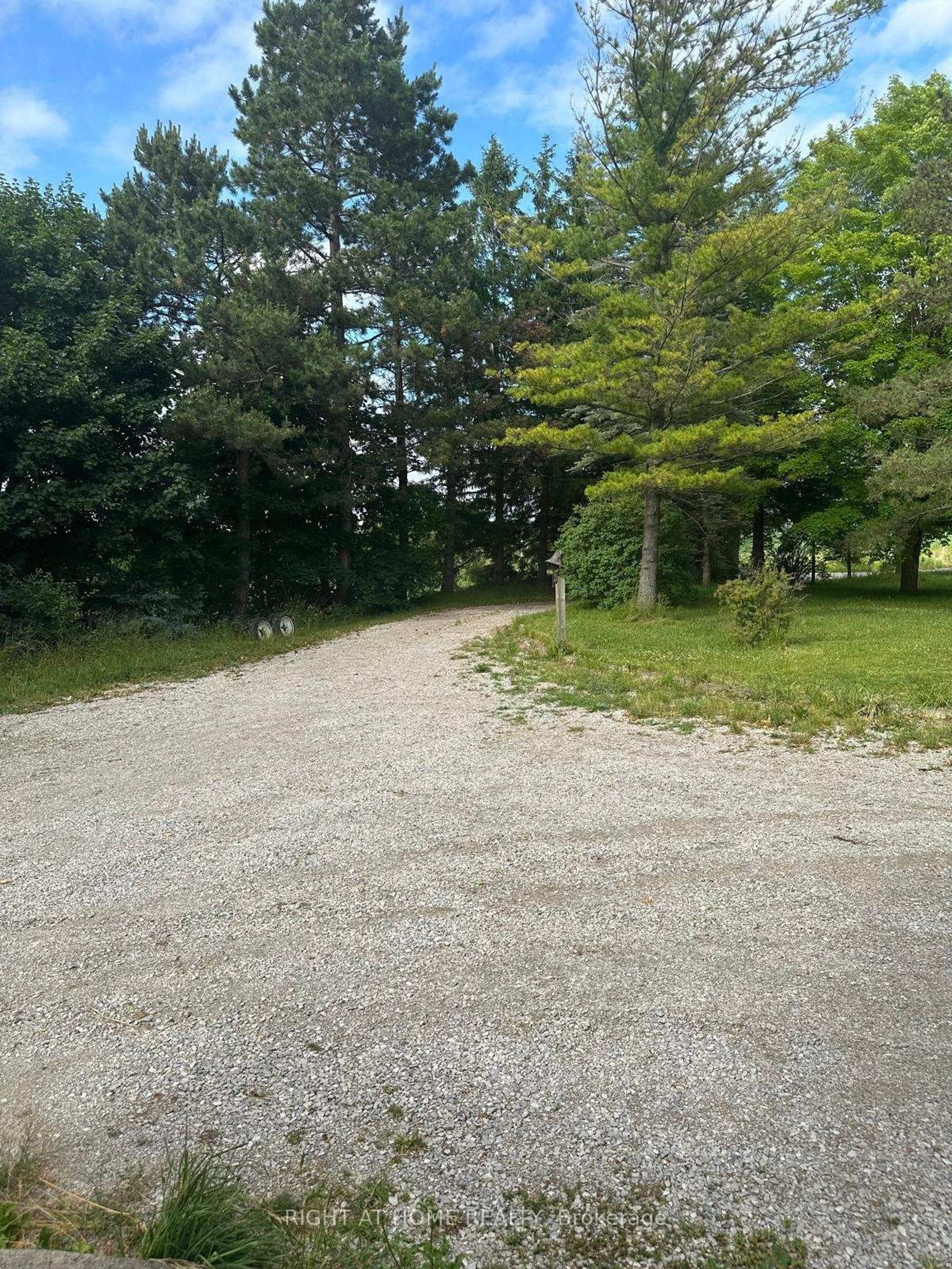 A pic from outside/outdoor area/front of a property/back of a property/a pic from drone, forest/trees view for 17400 10th Concession, King Ontario L0G 1T0