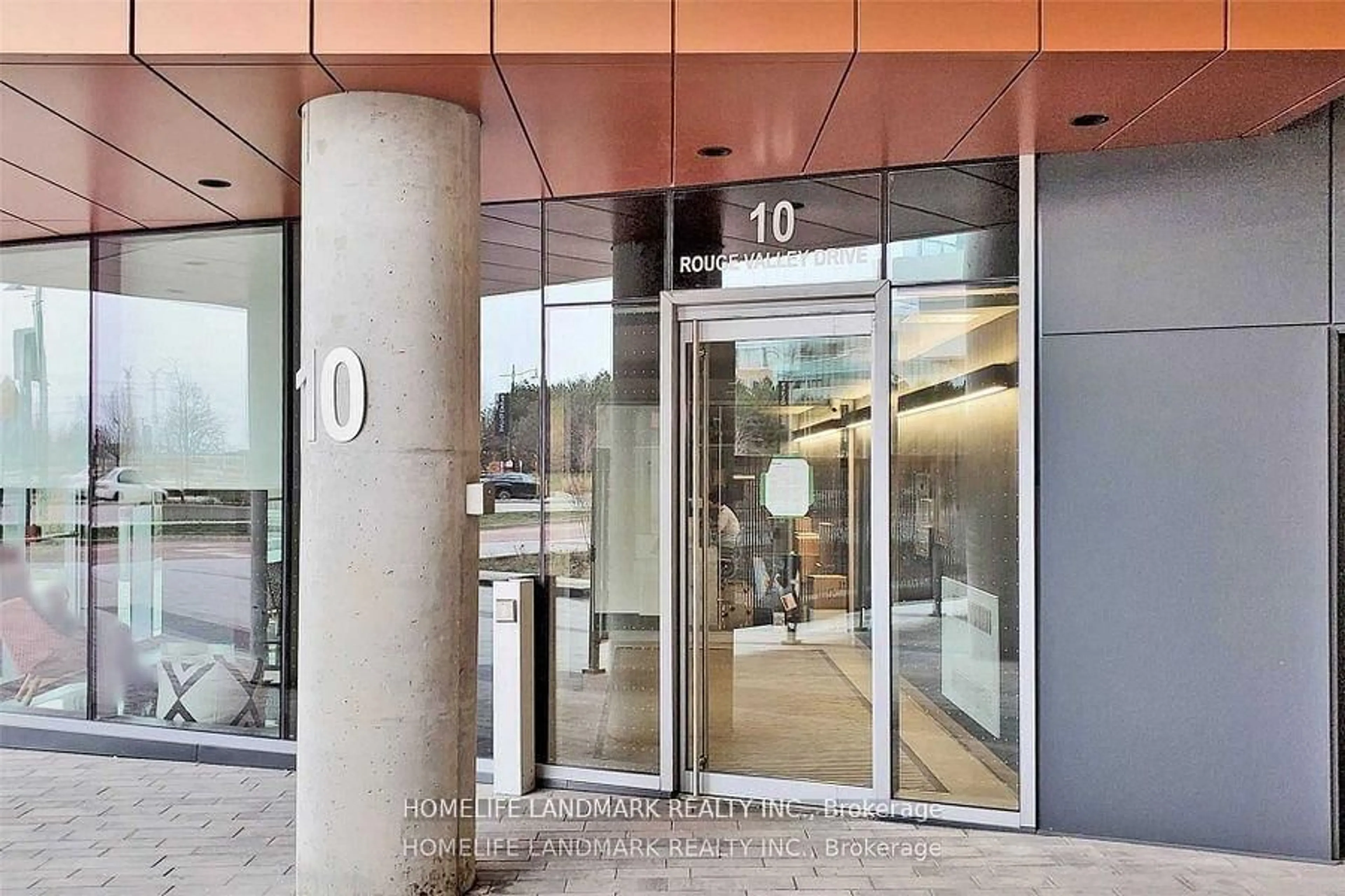 Indoor foyer for 10 Rouge Valley Dr #407A, Markham Ontario L6G 0G9