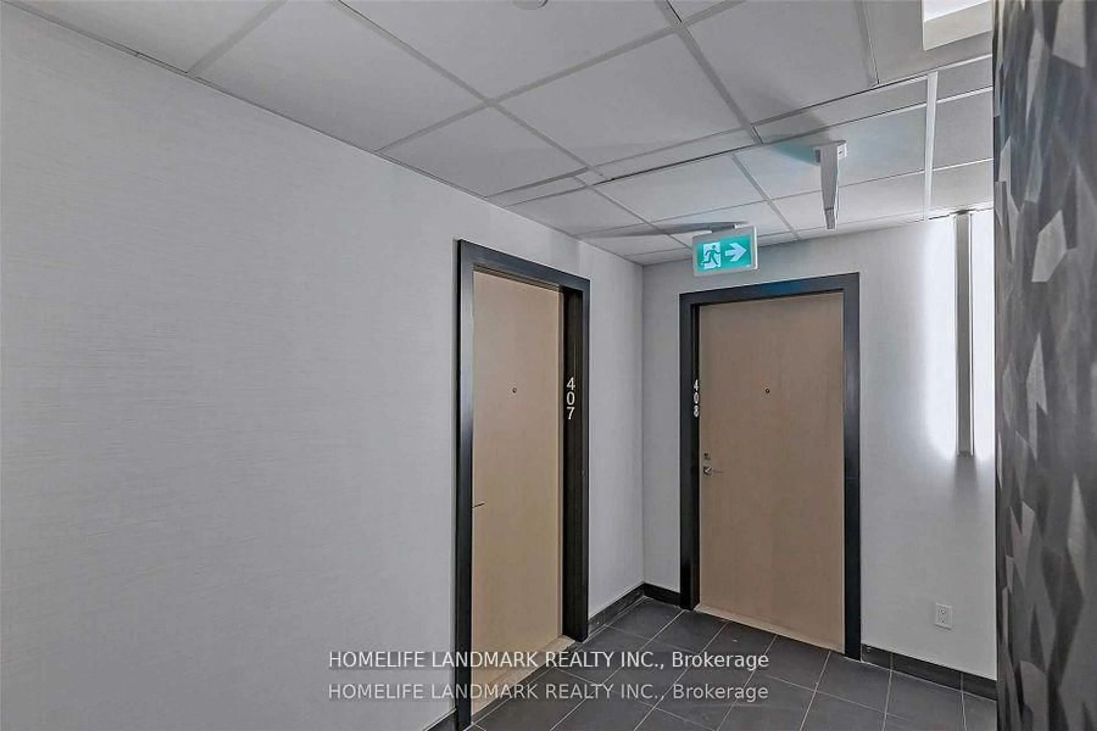 Indoor foyer for 10 Rouge Valley Dr #407A, Markham Ontario L6G 0G9