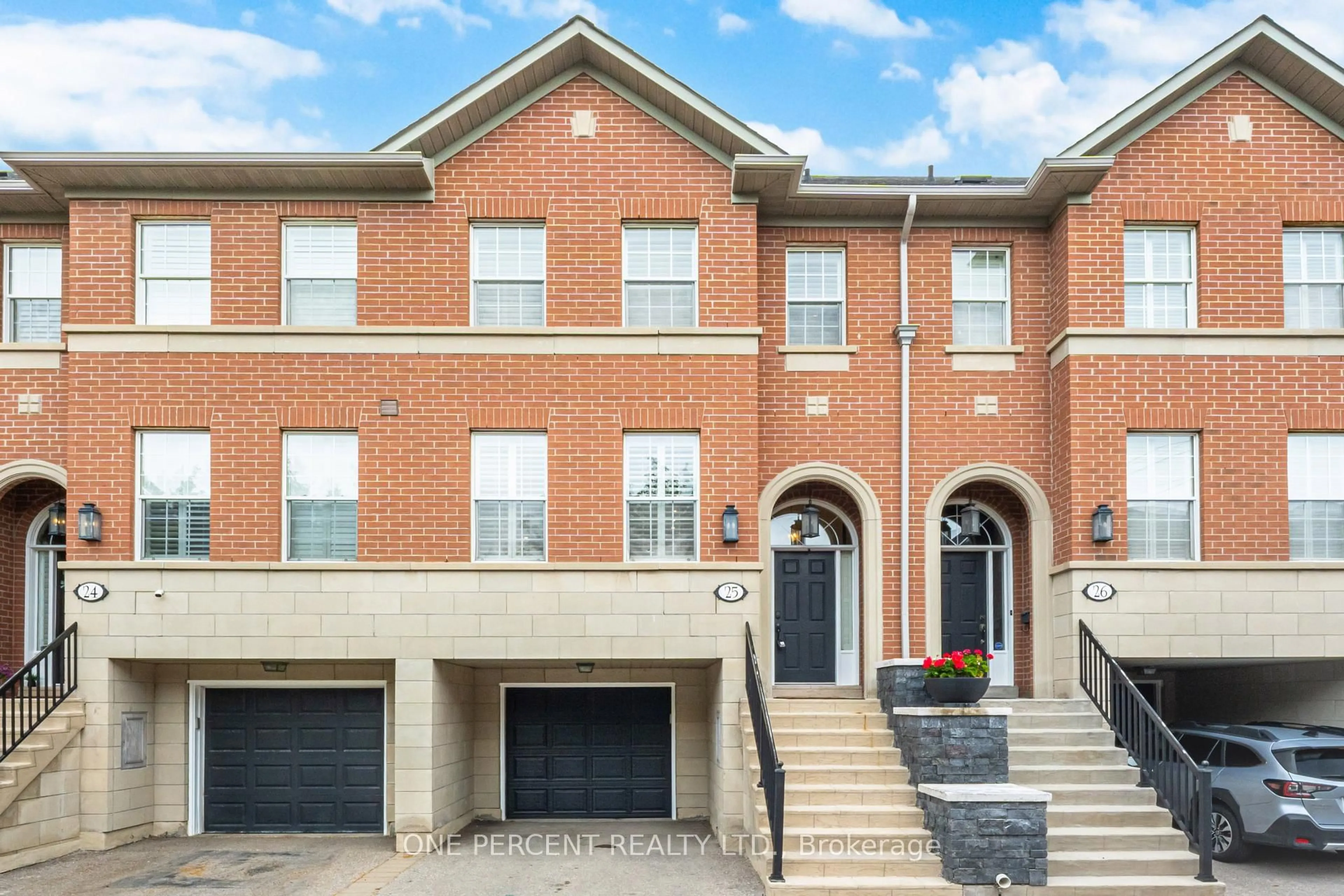 Home with brick exterior material, street for 8038 Yonge St #25, Vaughan Ontario L4J 1W3