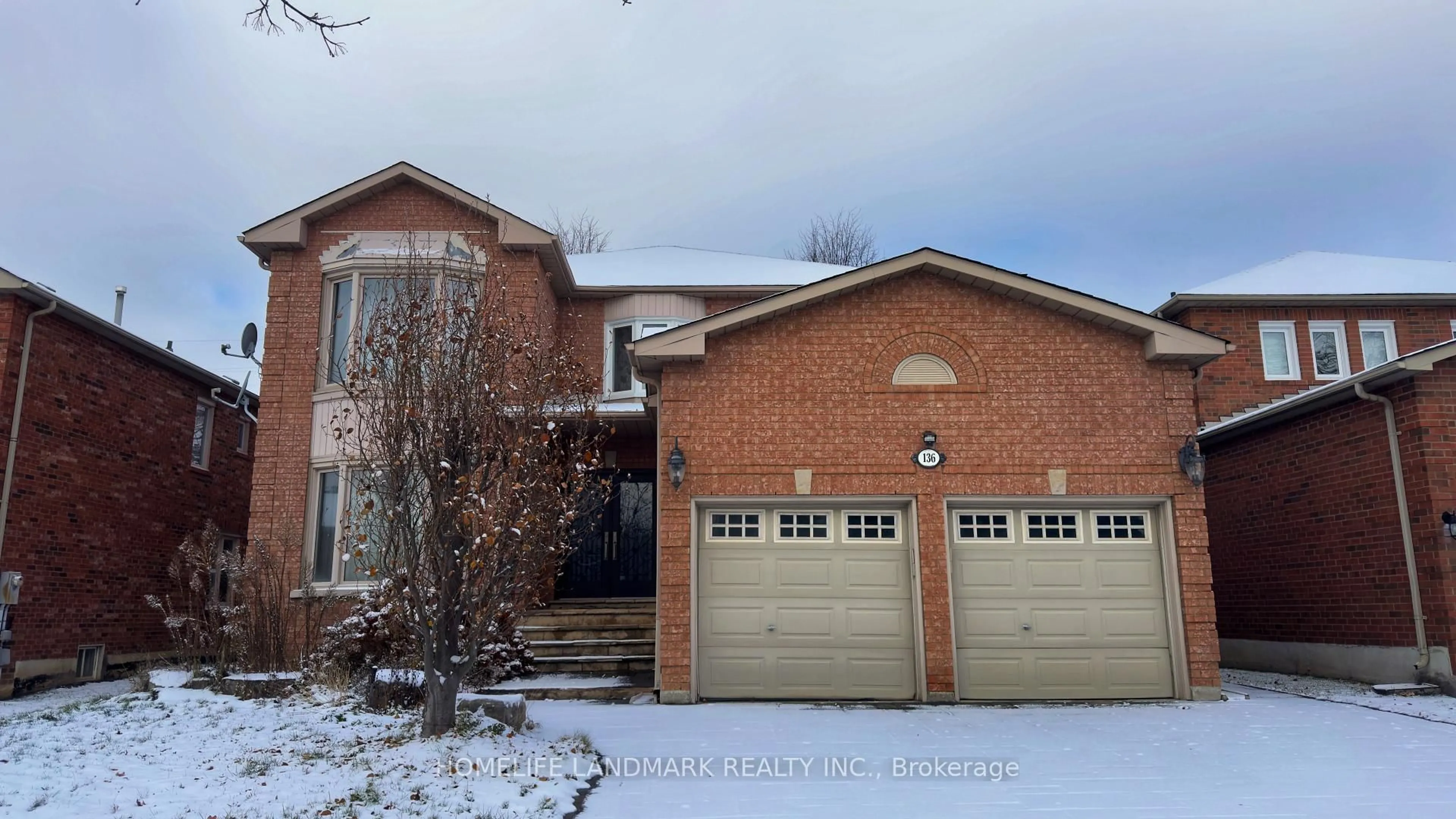 Home with brick exterior material, street for 136 Worth Blvd, Vaughan Ontario L4J 7V5