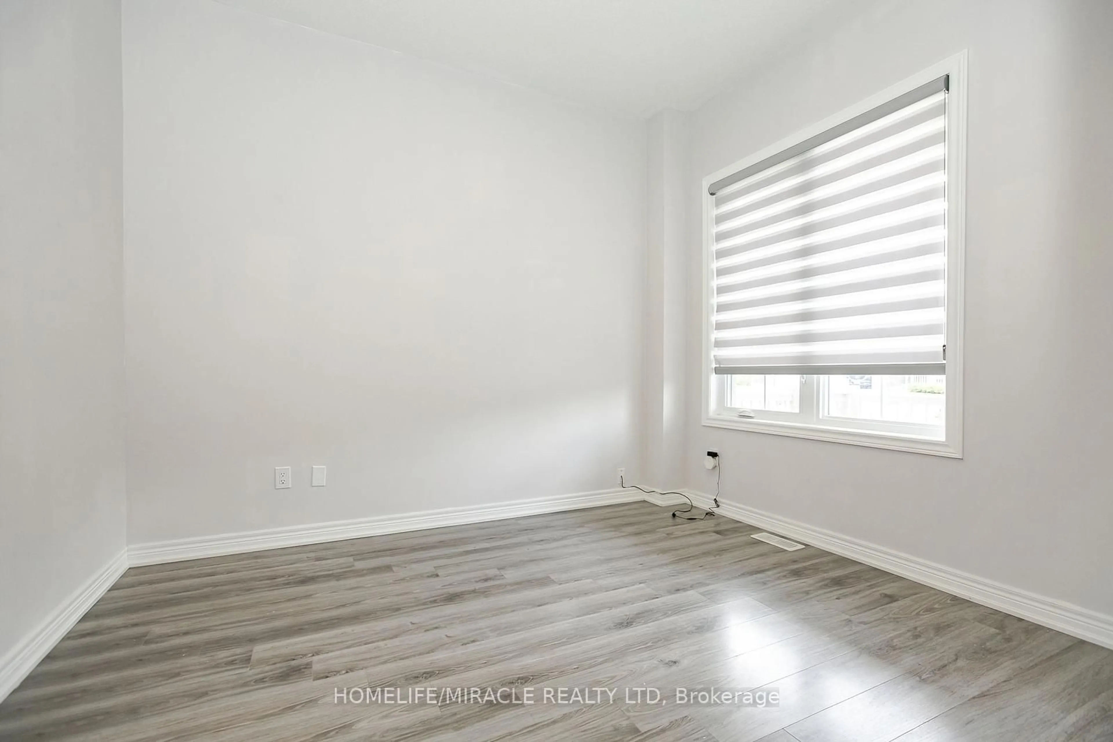 A pic of a room for 131 Kingsmere Cres, New Tecumseth Ontario L9R 0K8