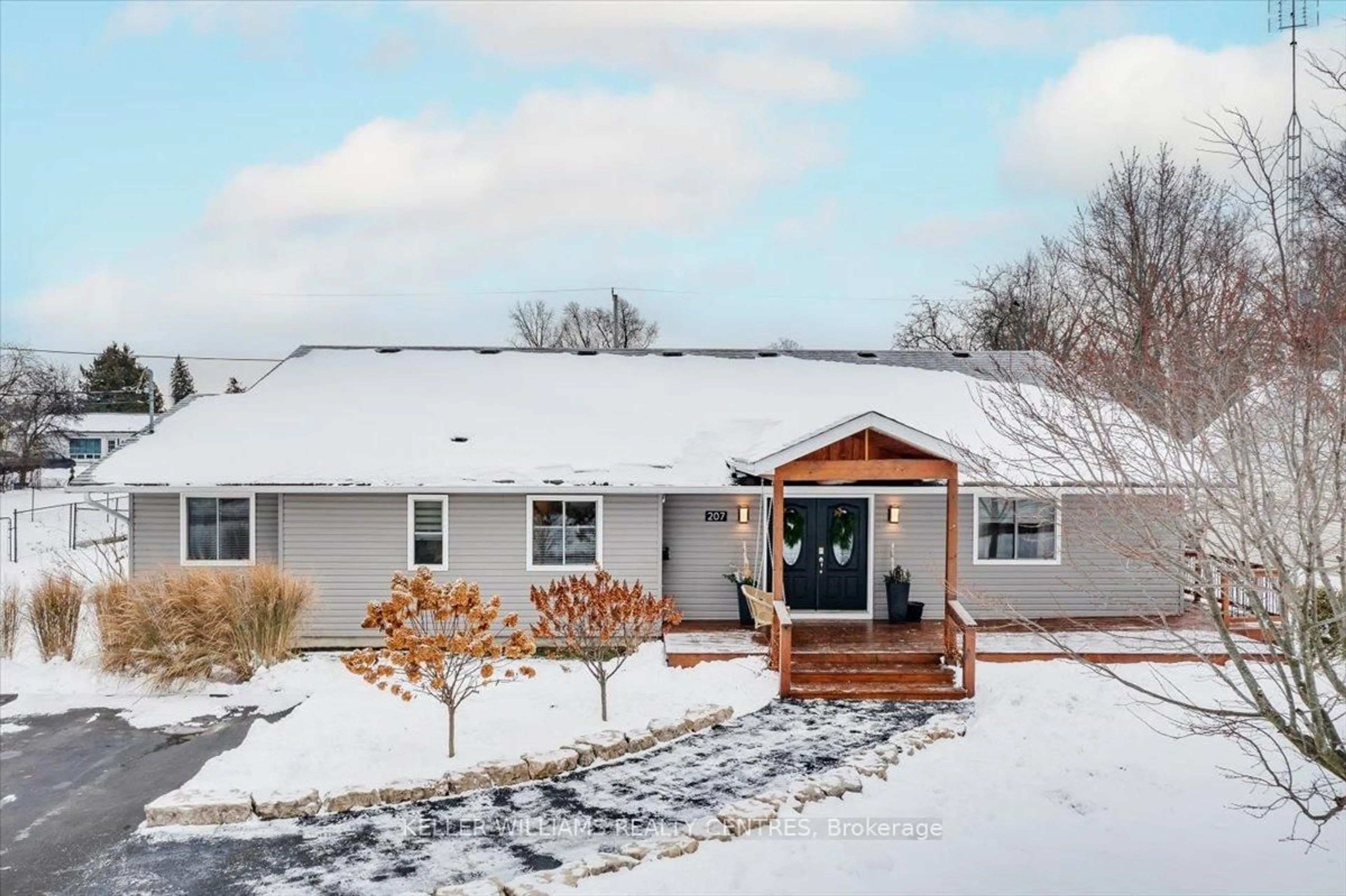 Unknown for 207 South Channel Dr, Georgina Ontario L4P 2N4