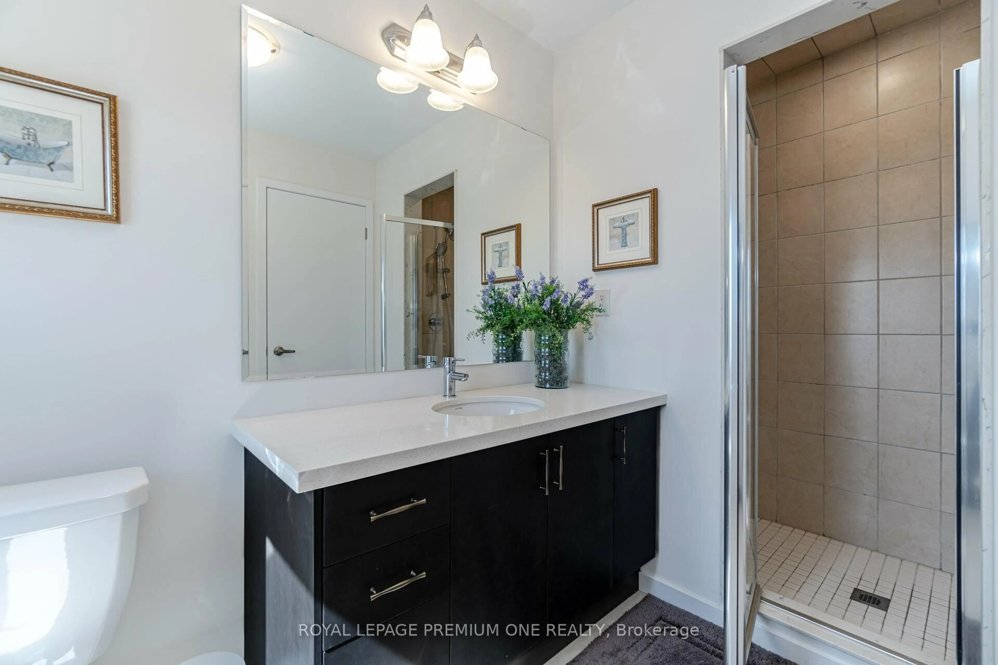 Contemporary bathroom, ceramic/tile floor for 2 Seacoasts Circ, Vaughan Ontario L6A 5B6