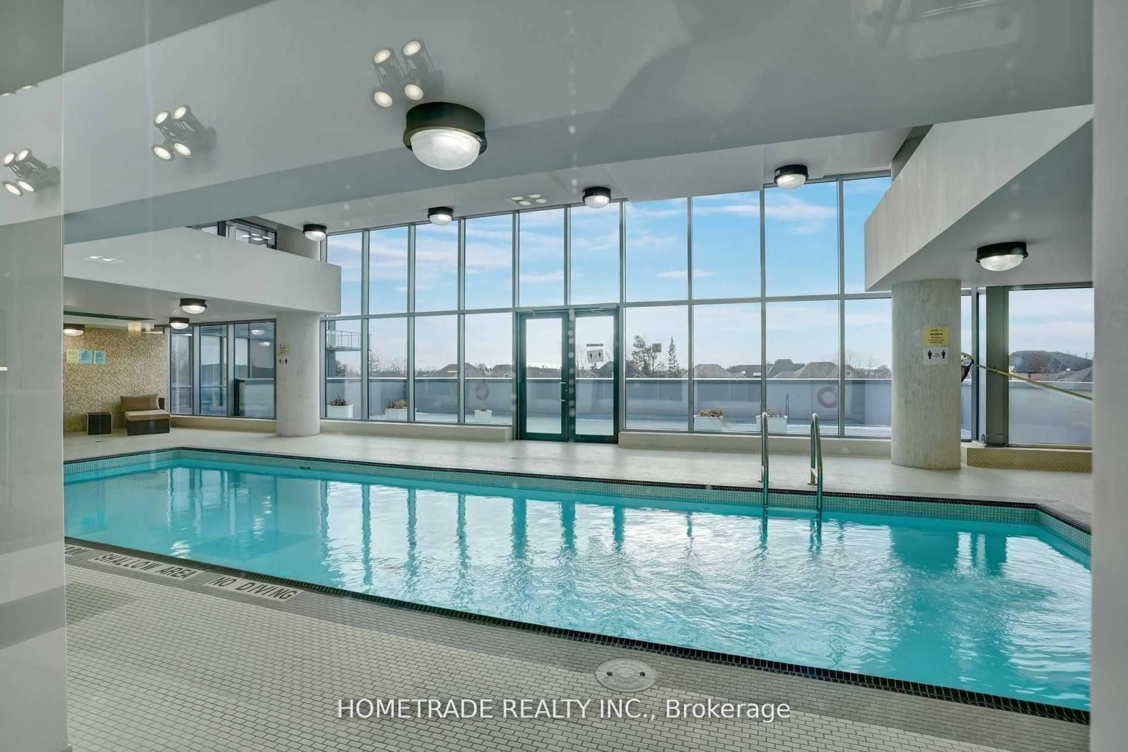 Pool for 9090 Yonge St #201B, Richmond Hill Ontario L4C 0Z1