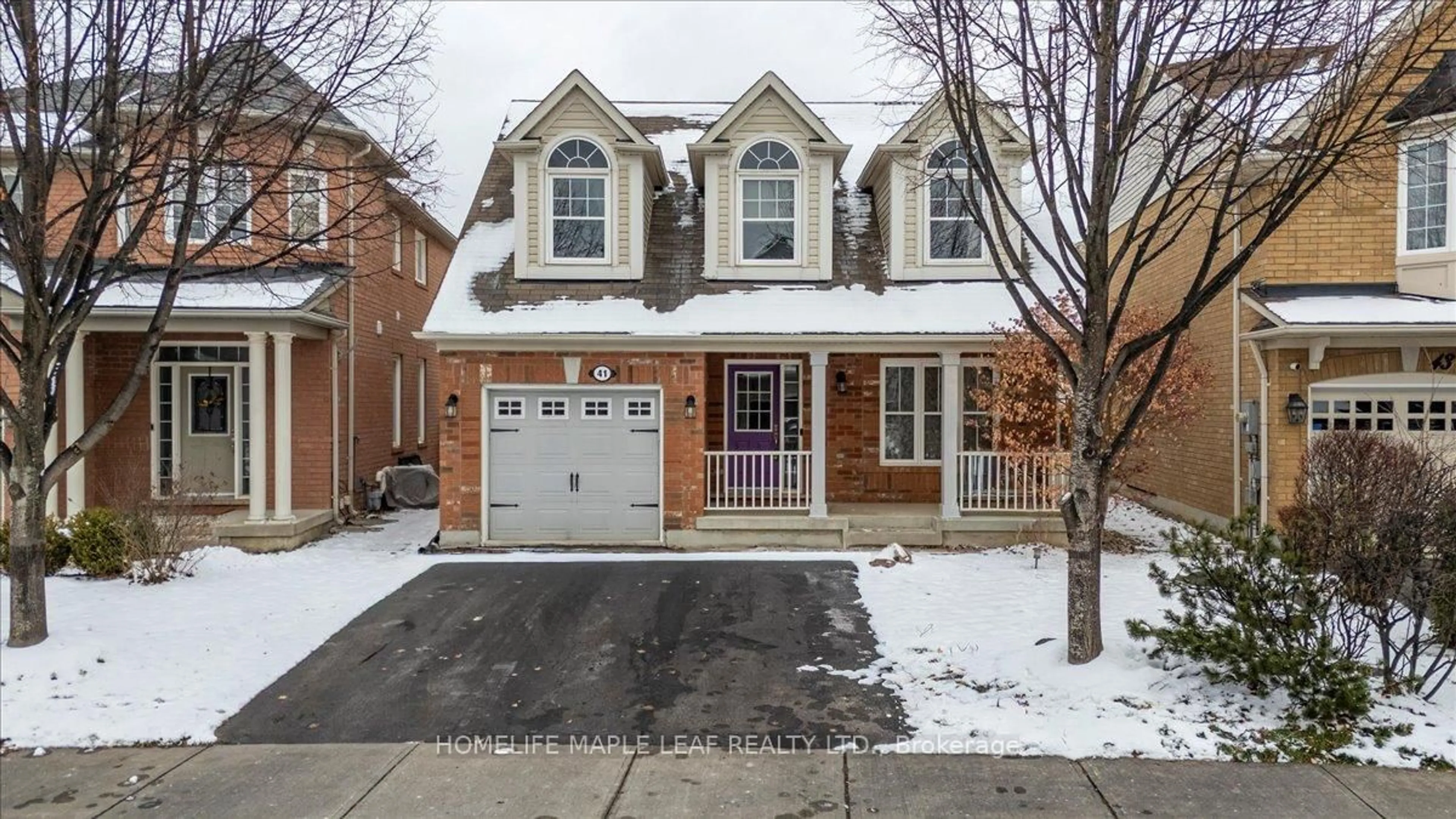 Home with brick exterior material, street for 41 Ross Patrick Cres, Newmarket Ontario L3X 3G9