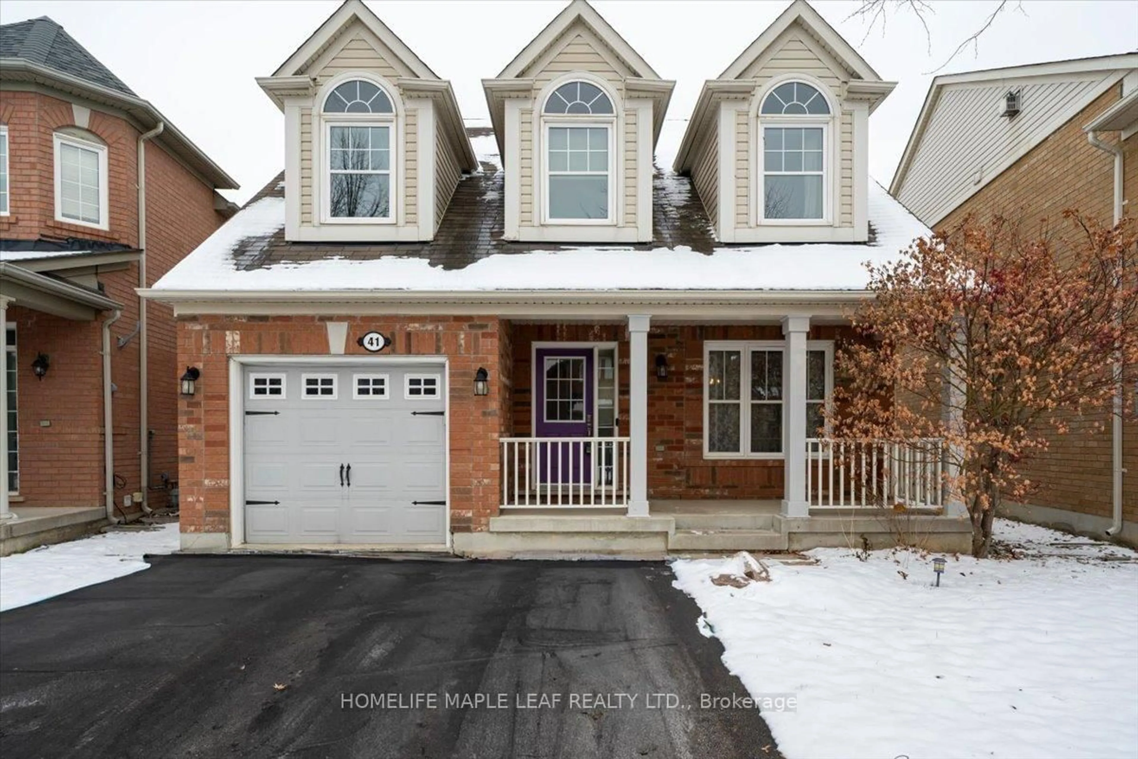 Home with brick exterior material, street for 41 Ross Patrick Cres, Newmarket Ontario L3X 3G9