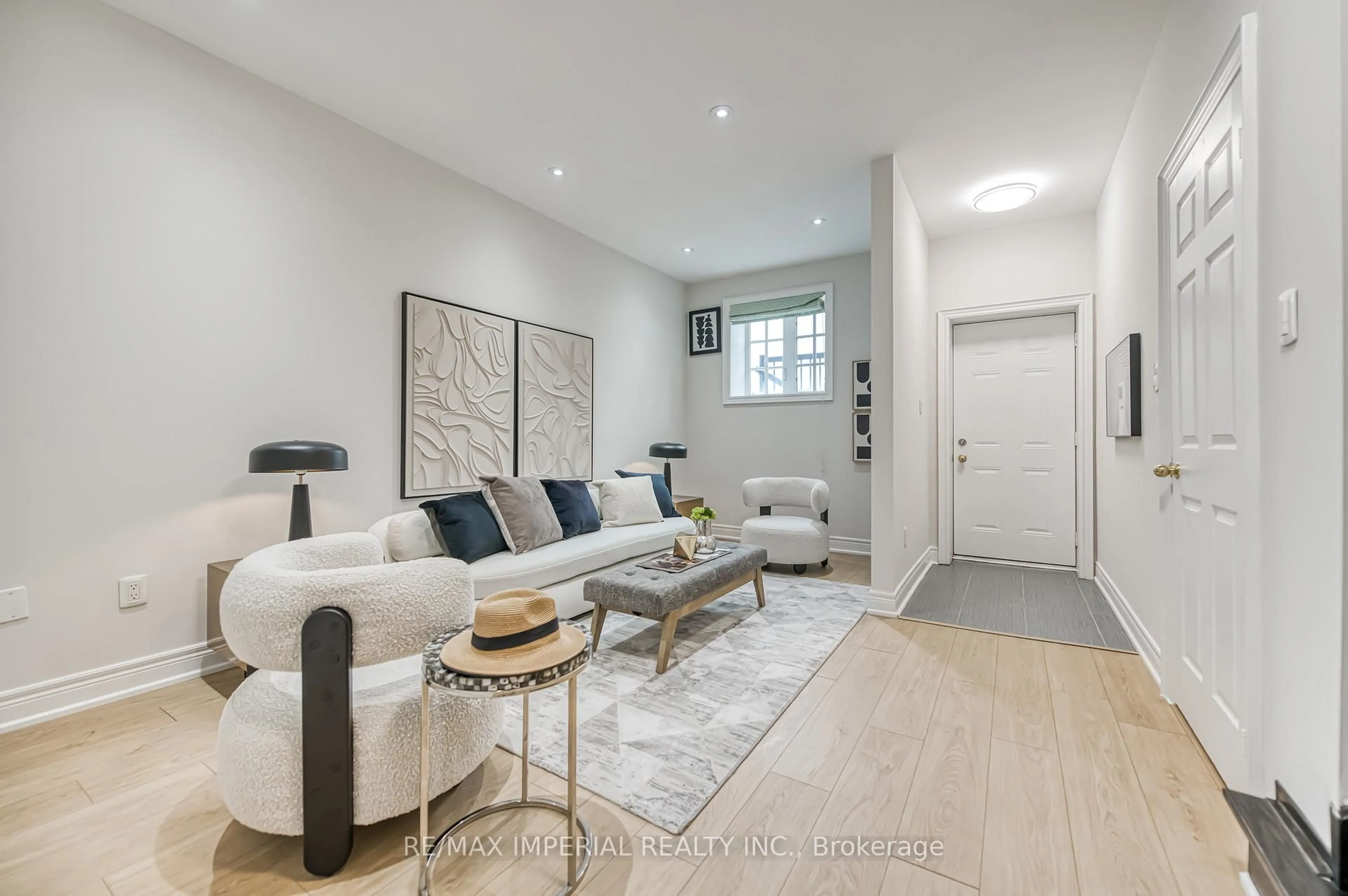 Living room with furniture, unknown for 21 MACKENZIE'S STAND Ave, Markham Ontario L6G 0C4