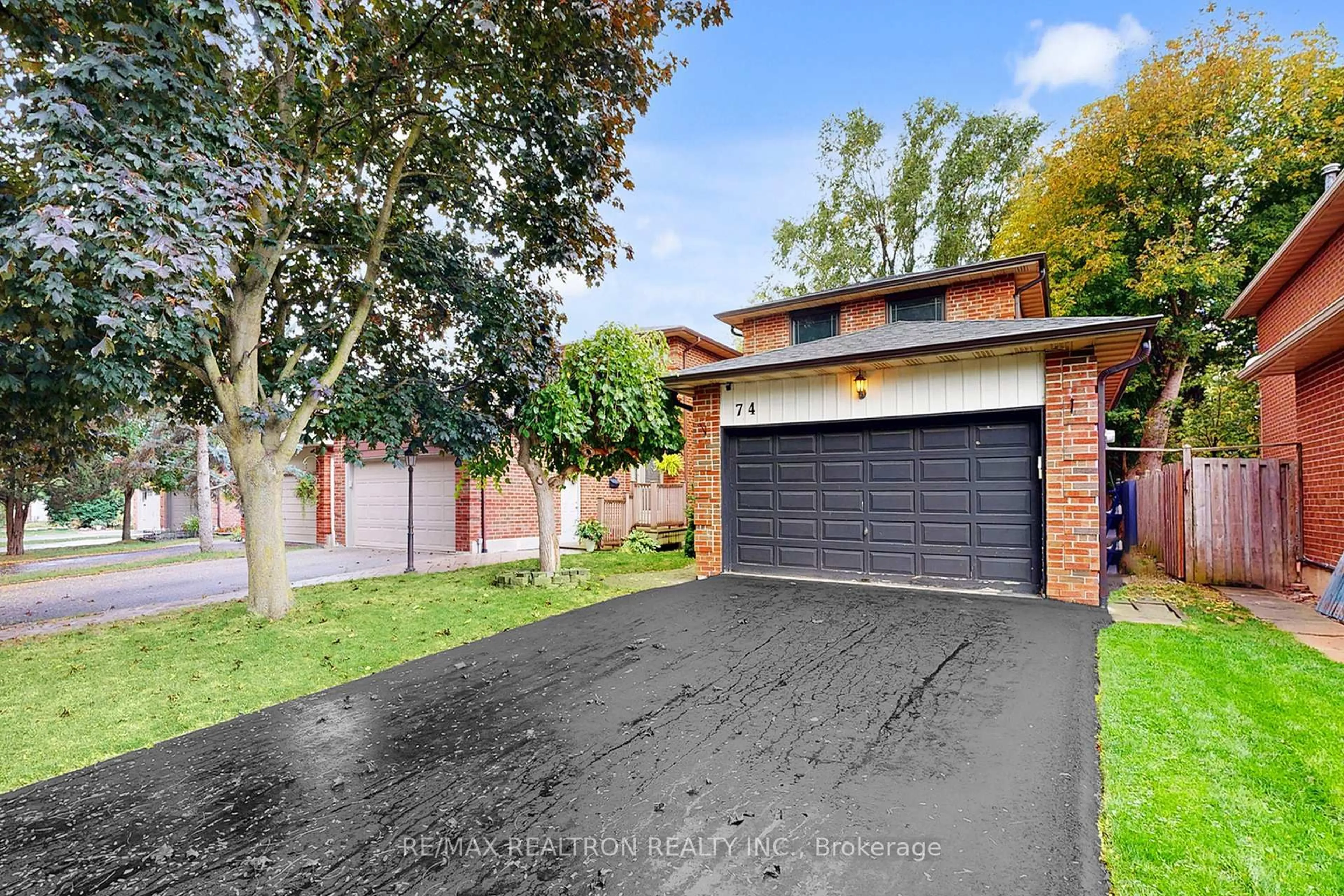 Home with brick exterior material, street for 74 Trothen Circ, Markham Ontario L3P 4H6