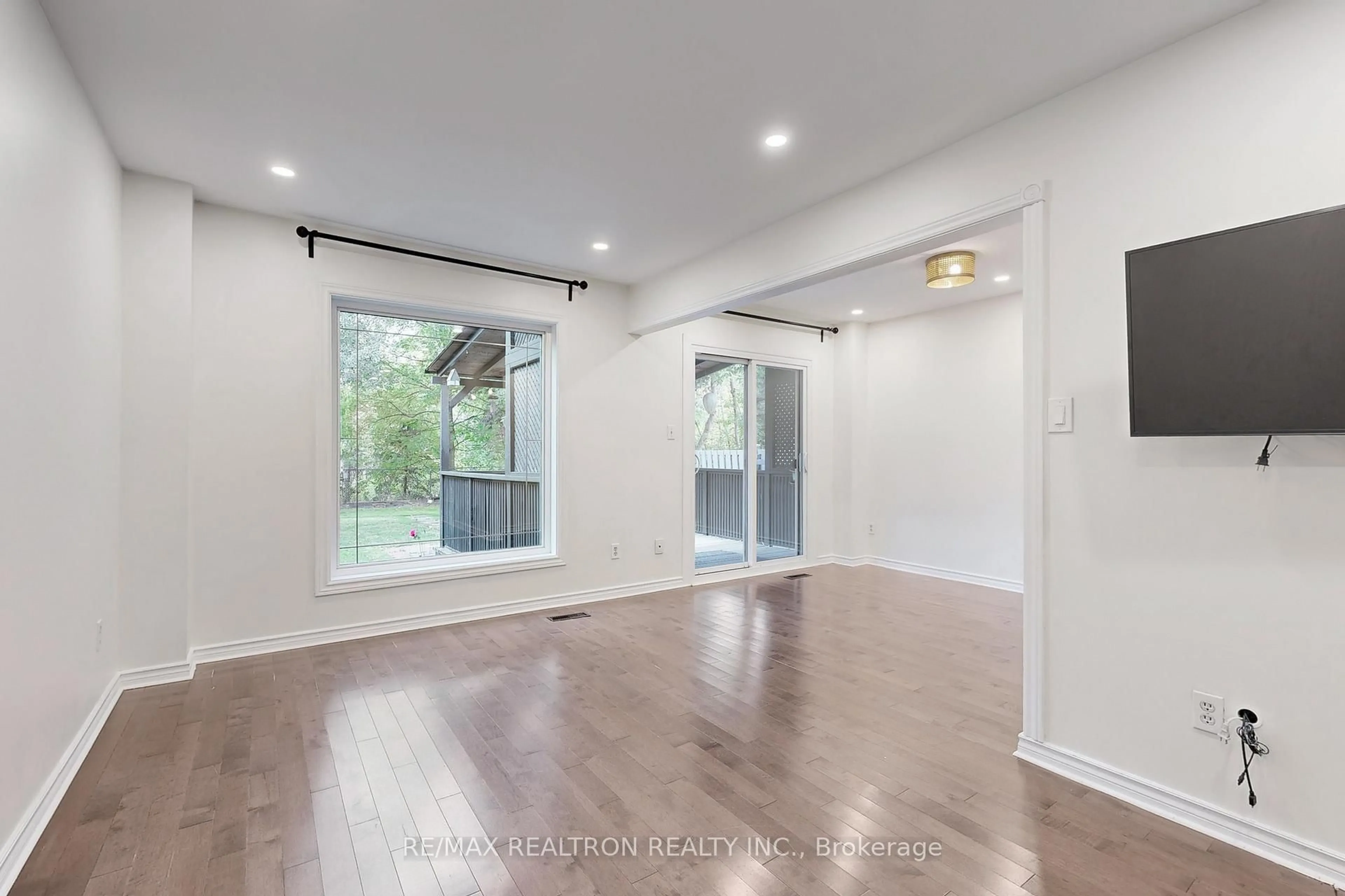 A pic of a room for 74 Trothen Circ, Markham Ontario L3P 4H6