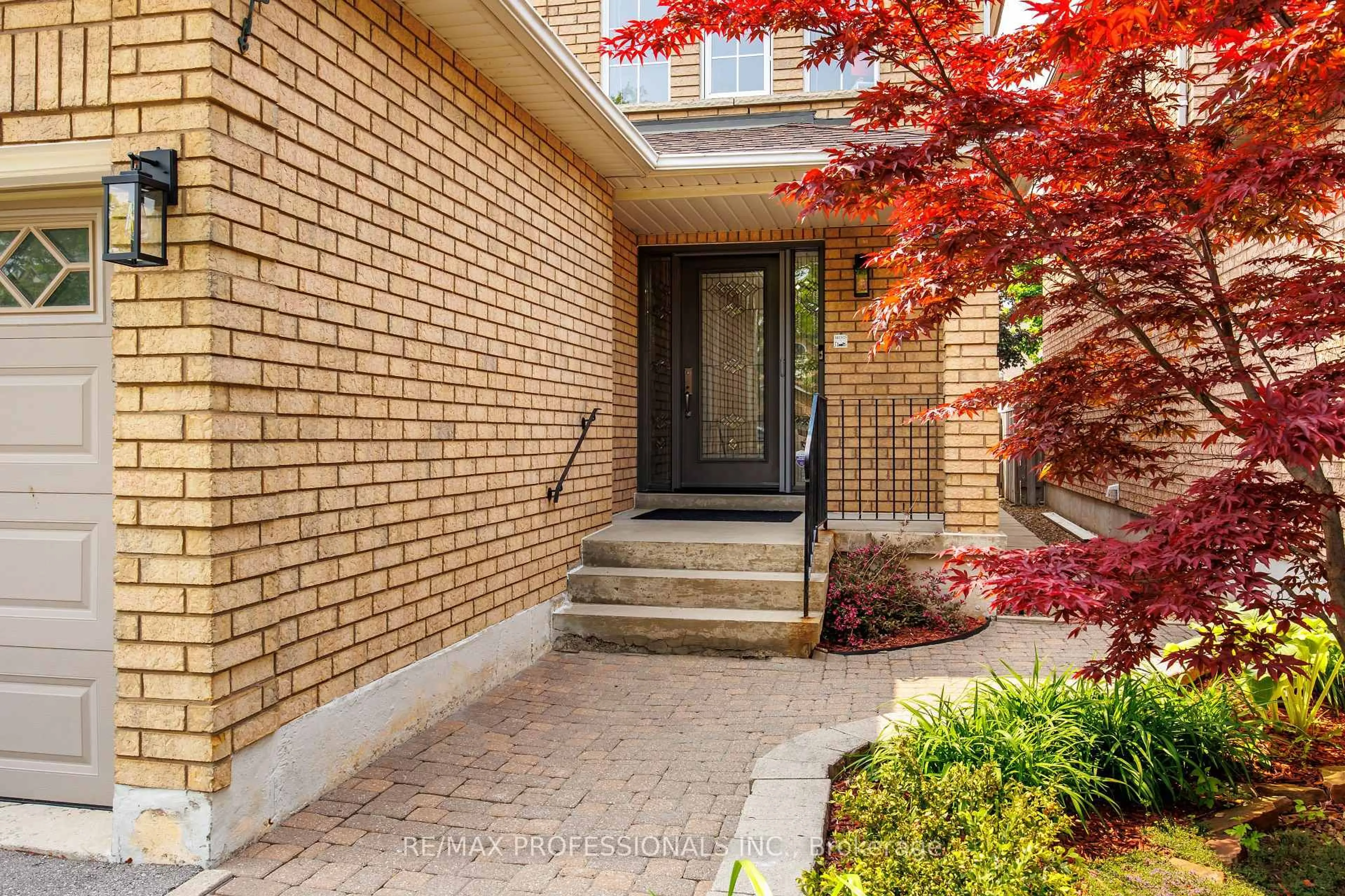 Home with brick exterior material, street for 152 Ashton Dr, Vaughan Ontario L6A 2T8
