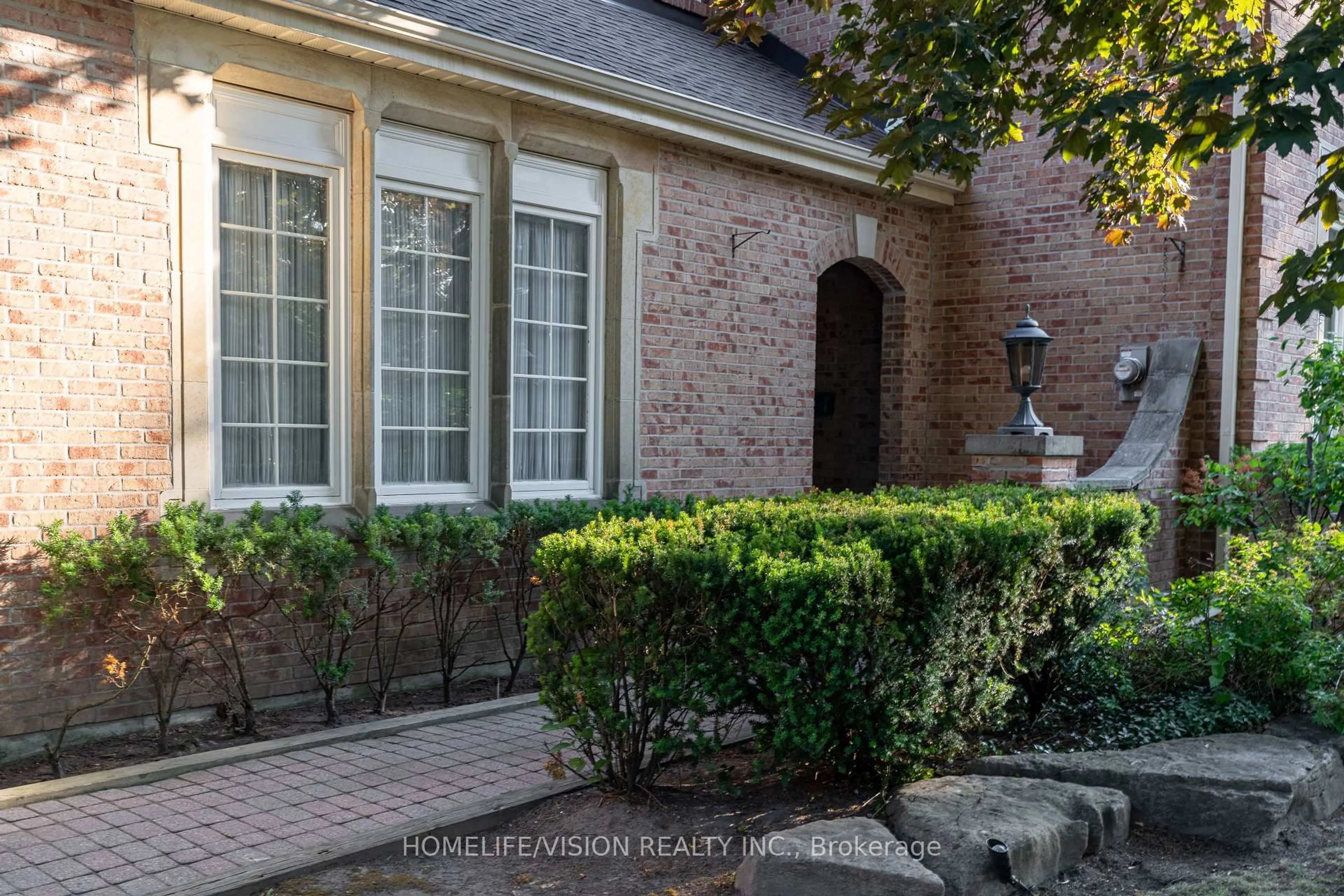 Home with brick exterior material, street for 15 Daffodil Ave, Markham Ontario L3T 1N2