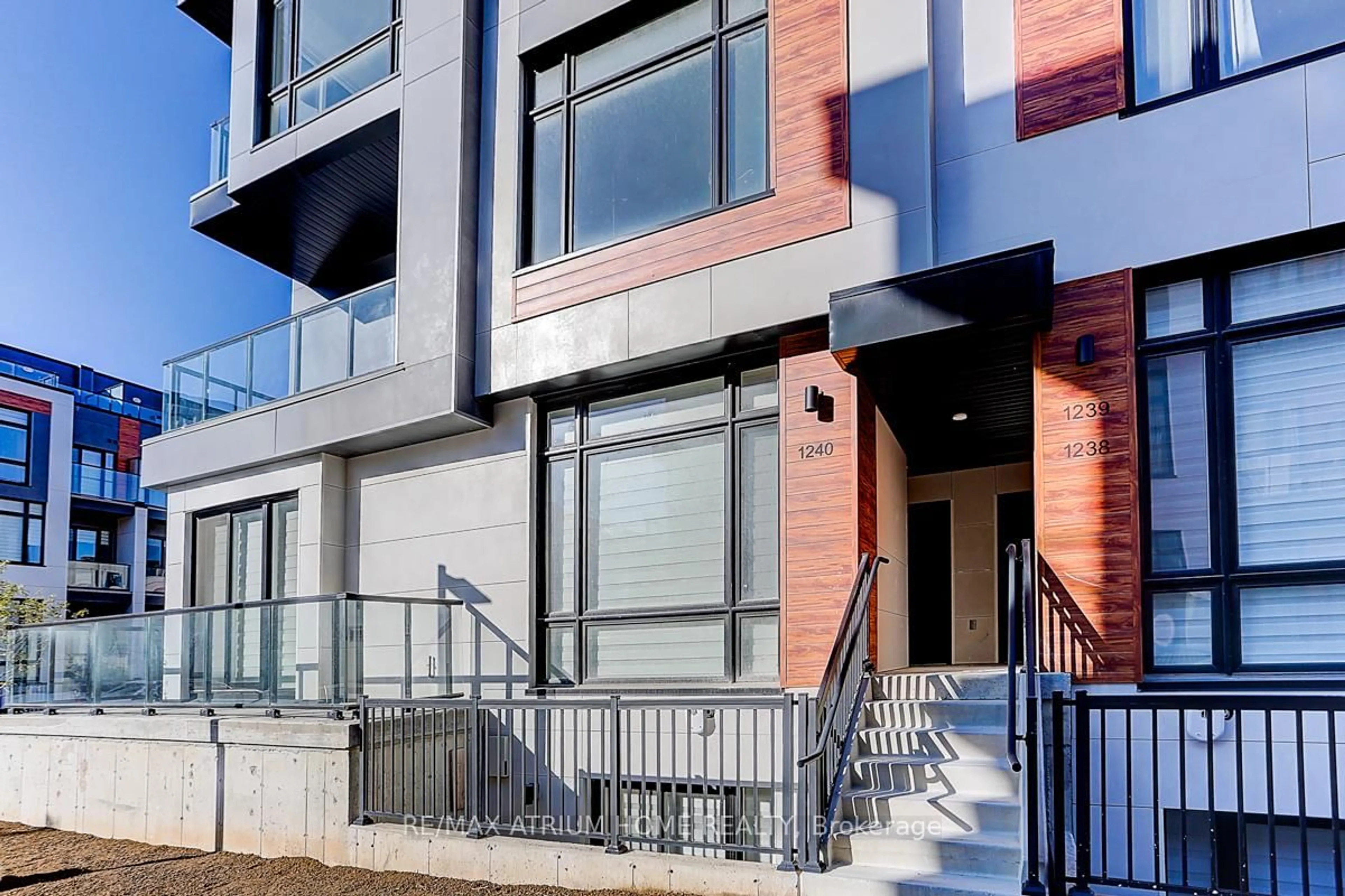 Home with brick exterior material, street for 10 David Eyer Rd #1240, Richmond Hill Ontario L4S 0N3