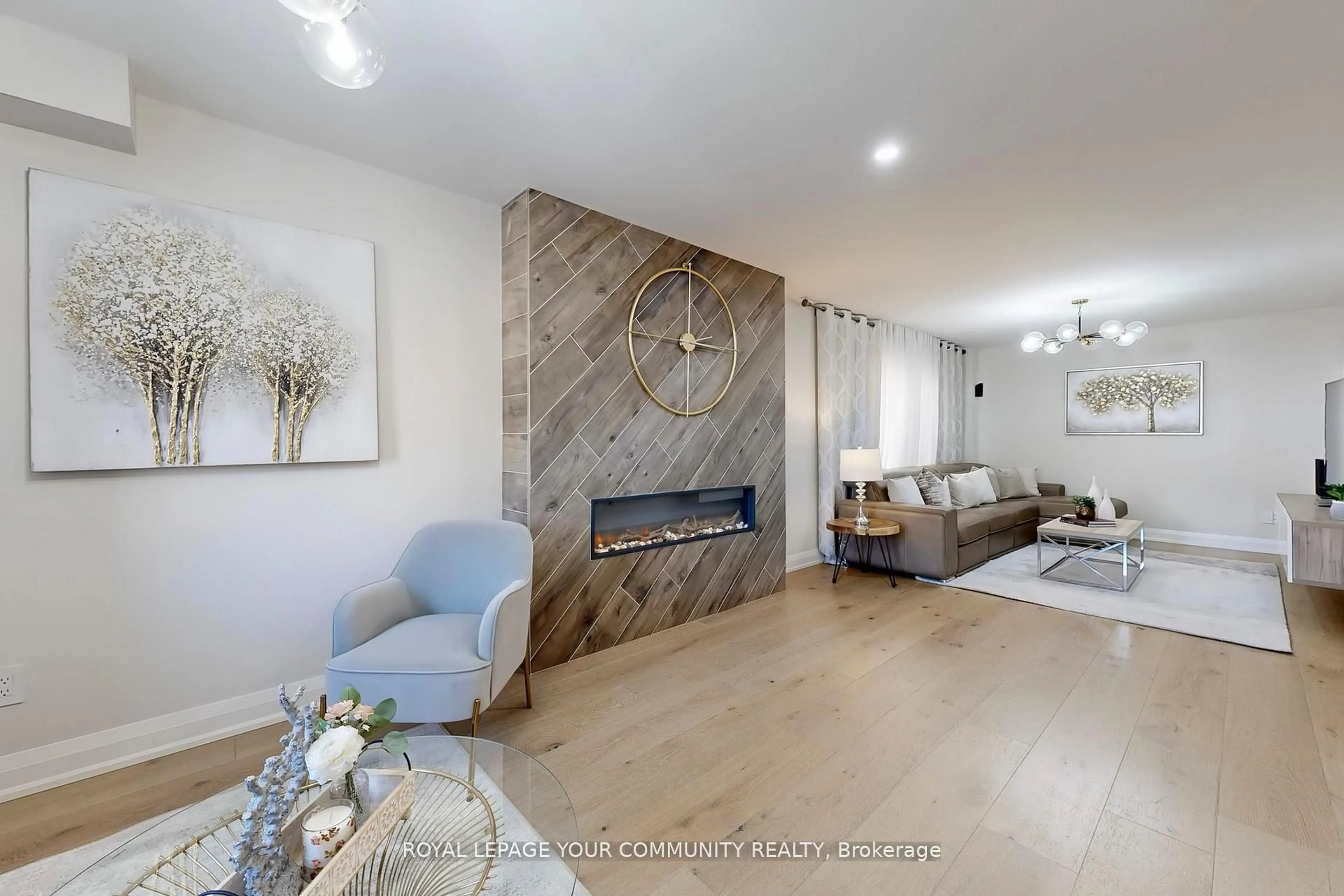 Living room with furniture, ceramic/tile floor for 236 Thornway Ave, Vaughan Ontario L4J 7X8