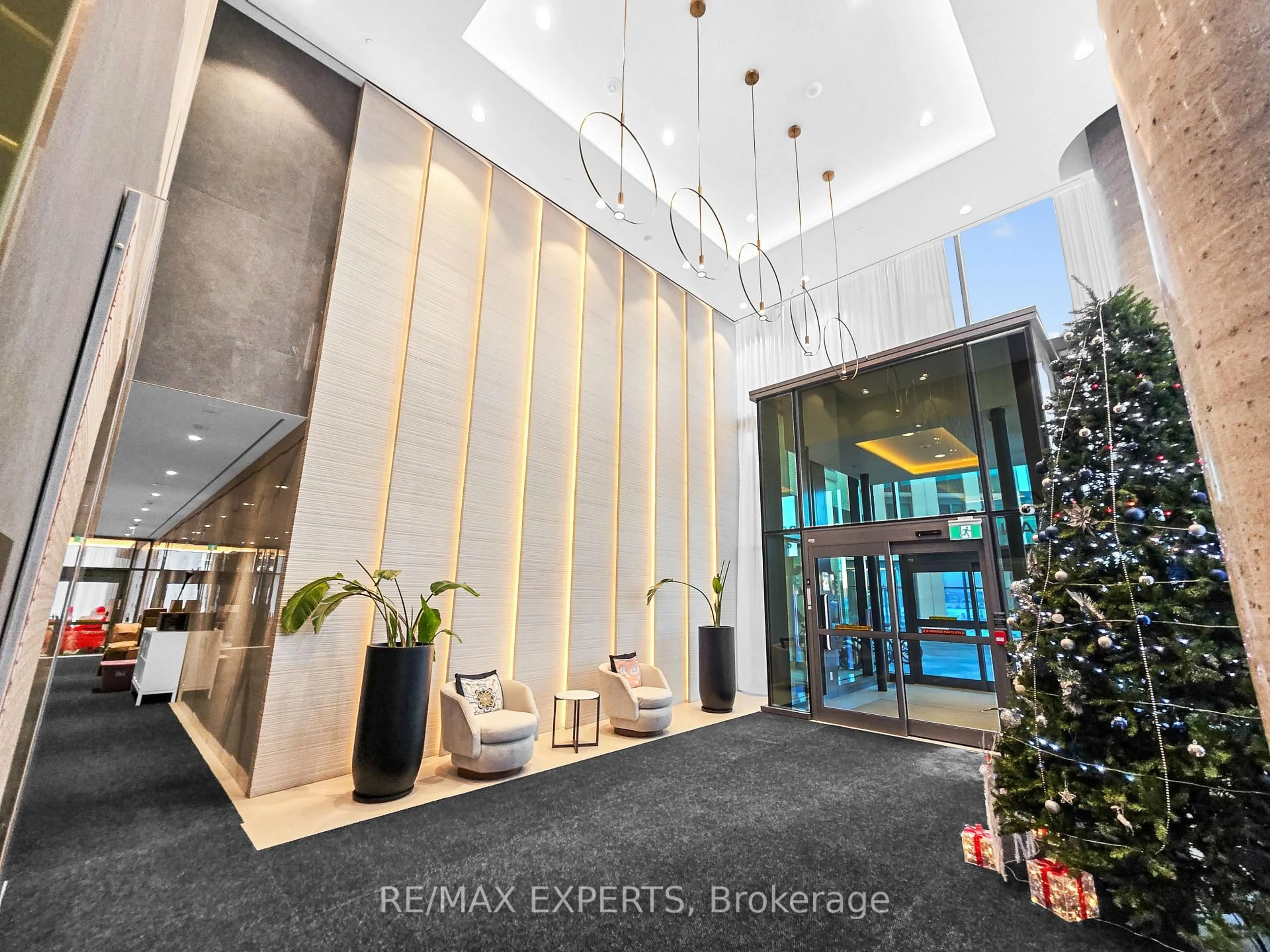 Lobby for 7890 Jane St #4701, Vaughan Ontario L4K 0K9