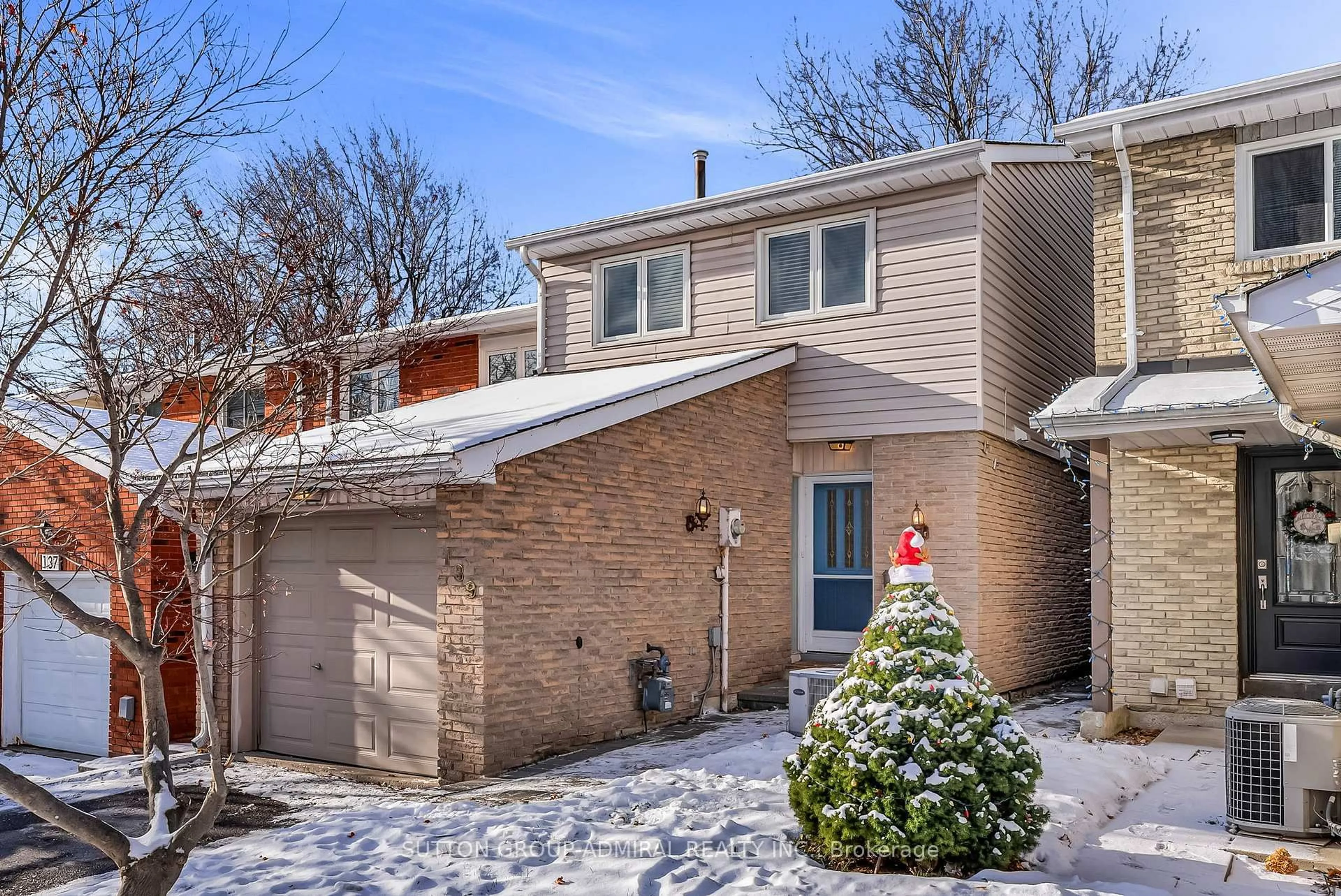 Home with brick exterior material, street for 139 Tamarack Dr, Markham Ontario L3T 4X3