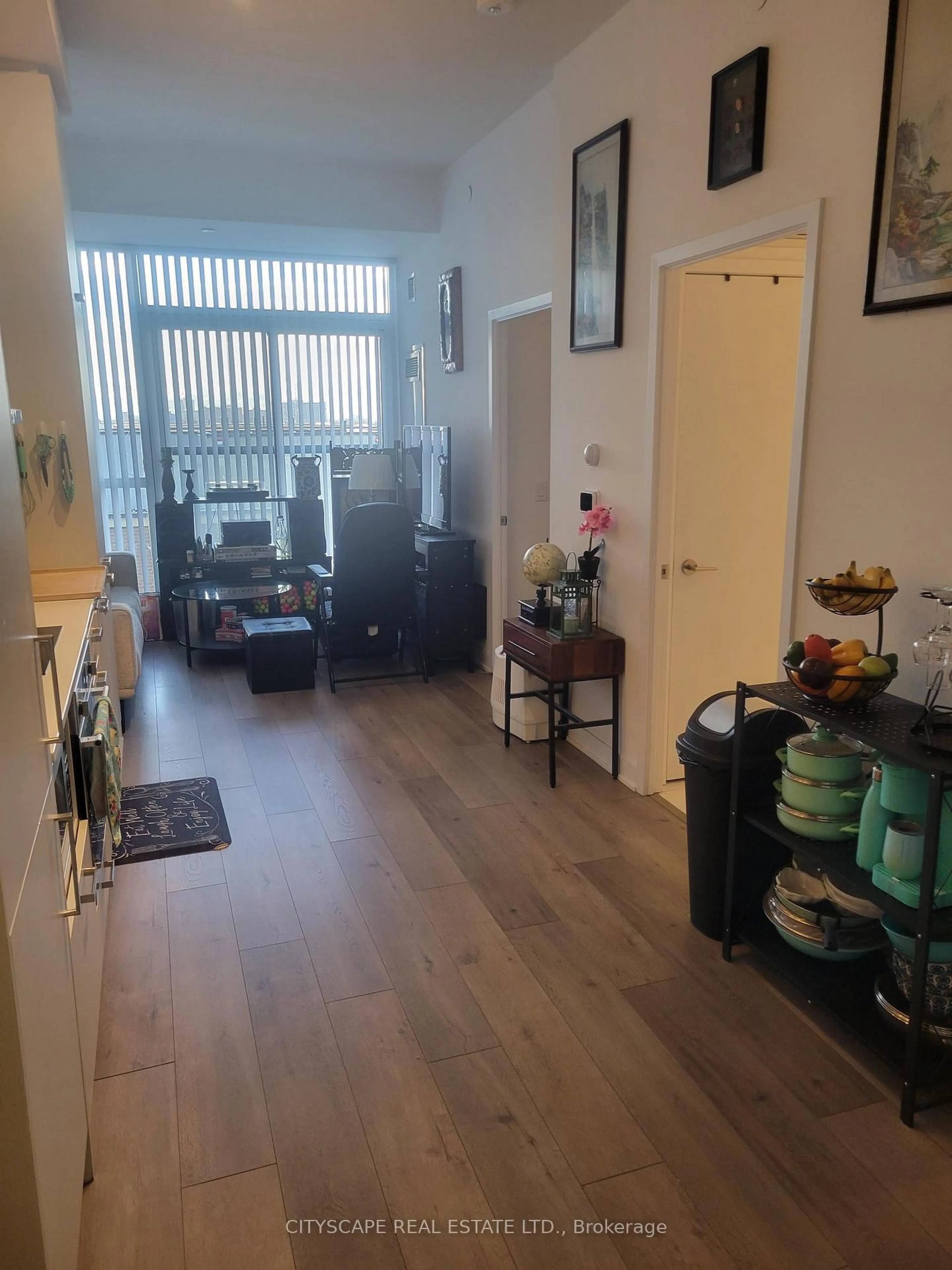 Unknown for 38 Honeycrisp Cres #511, Vaughan Ontario L4K 0M8