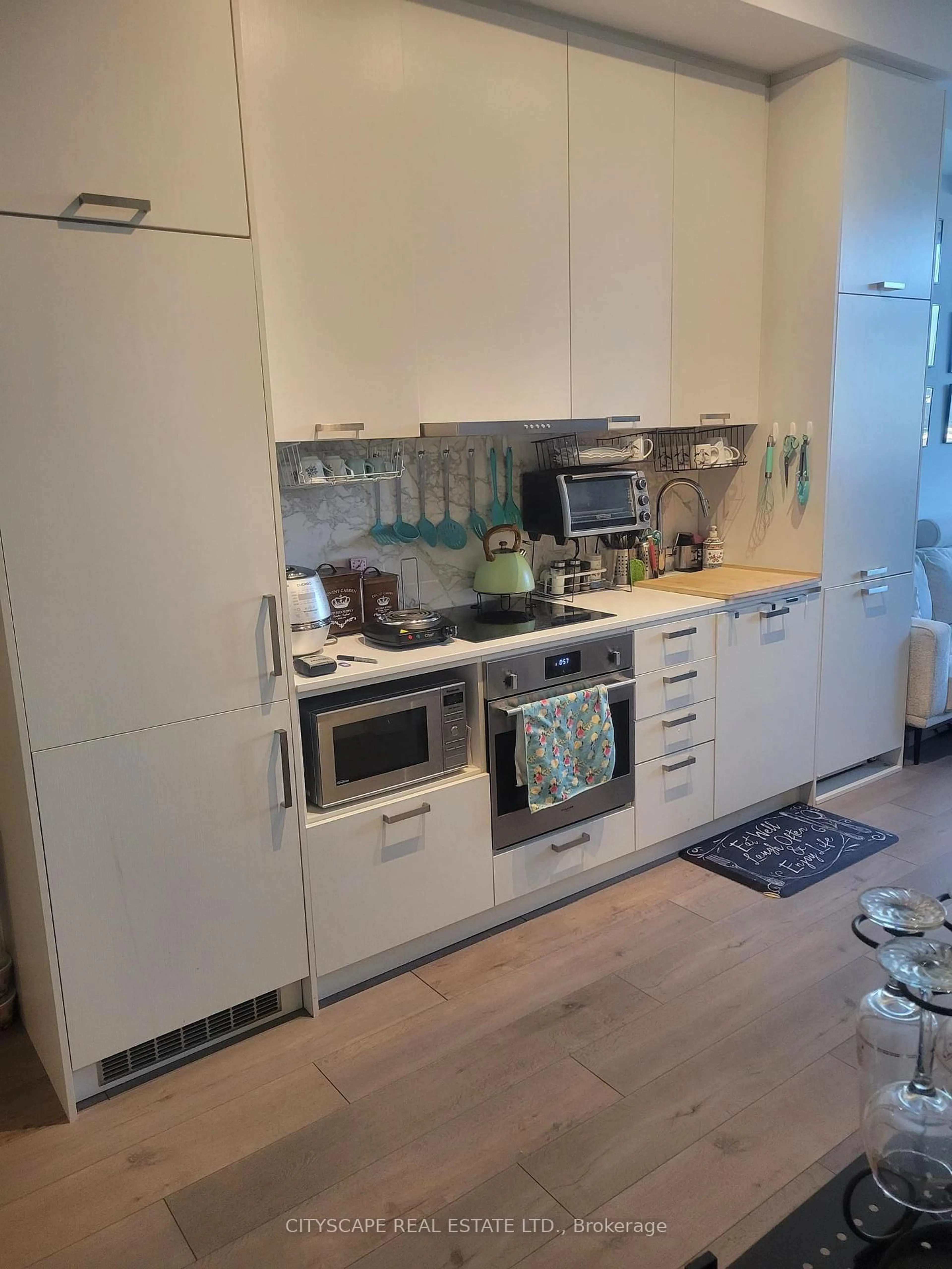 Standard kitchen, unknown for 38 Honeycrisp Cres #511, Vaughan Ontario L4K 0M8