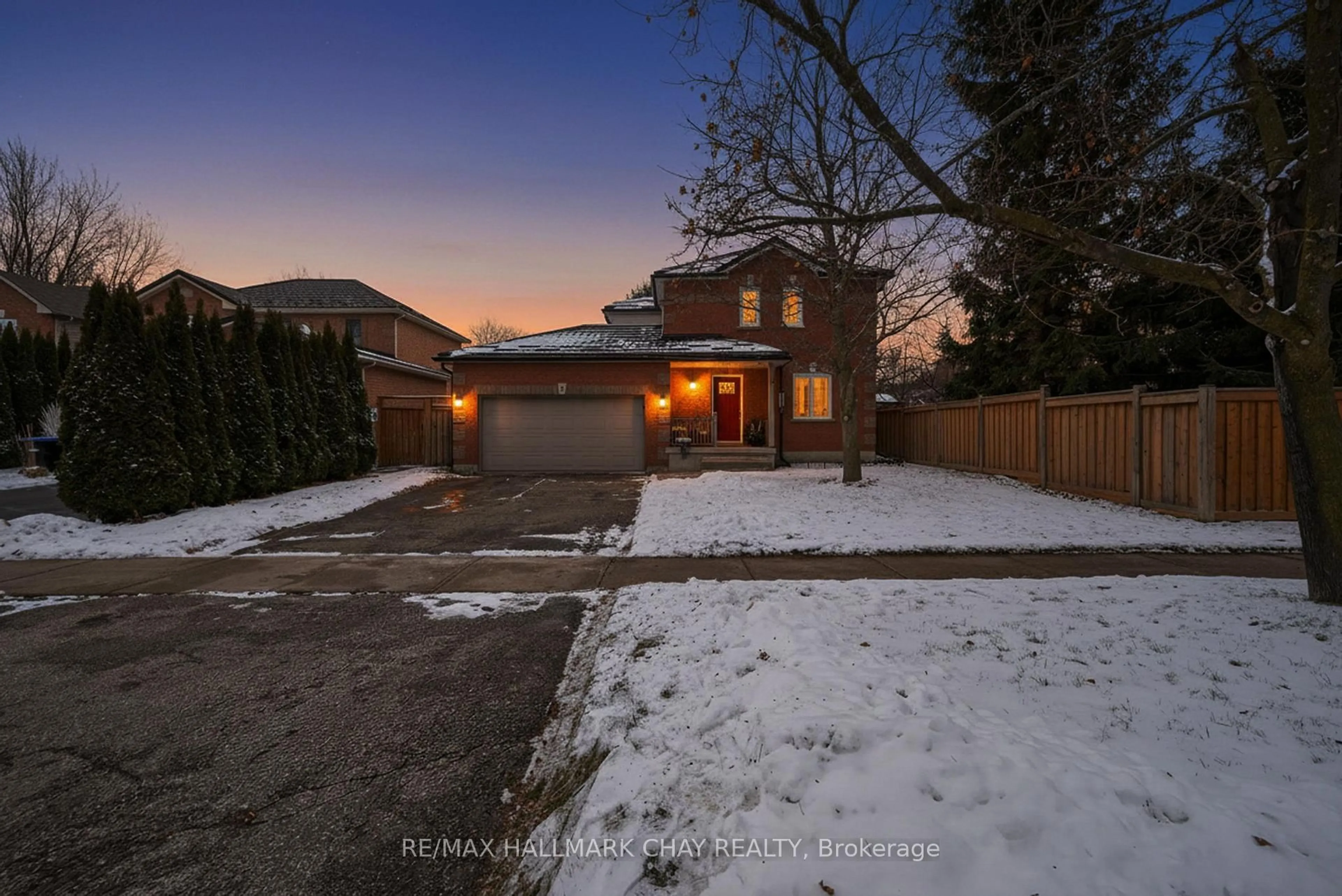A pic from outside/outdoor area/front of a property/back of a property/a pic from drone, street for 3 Dugdale Ave, New Tecumseth Ontario L0G 1A0